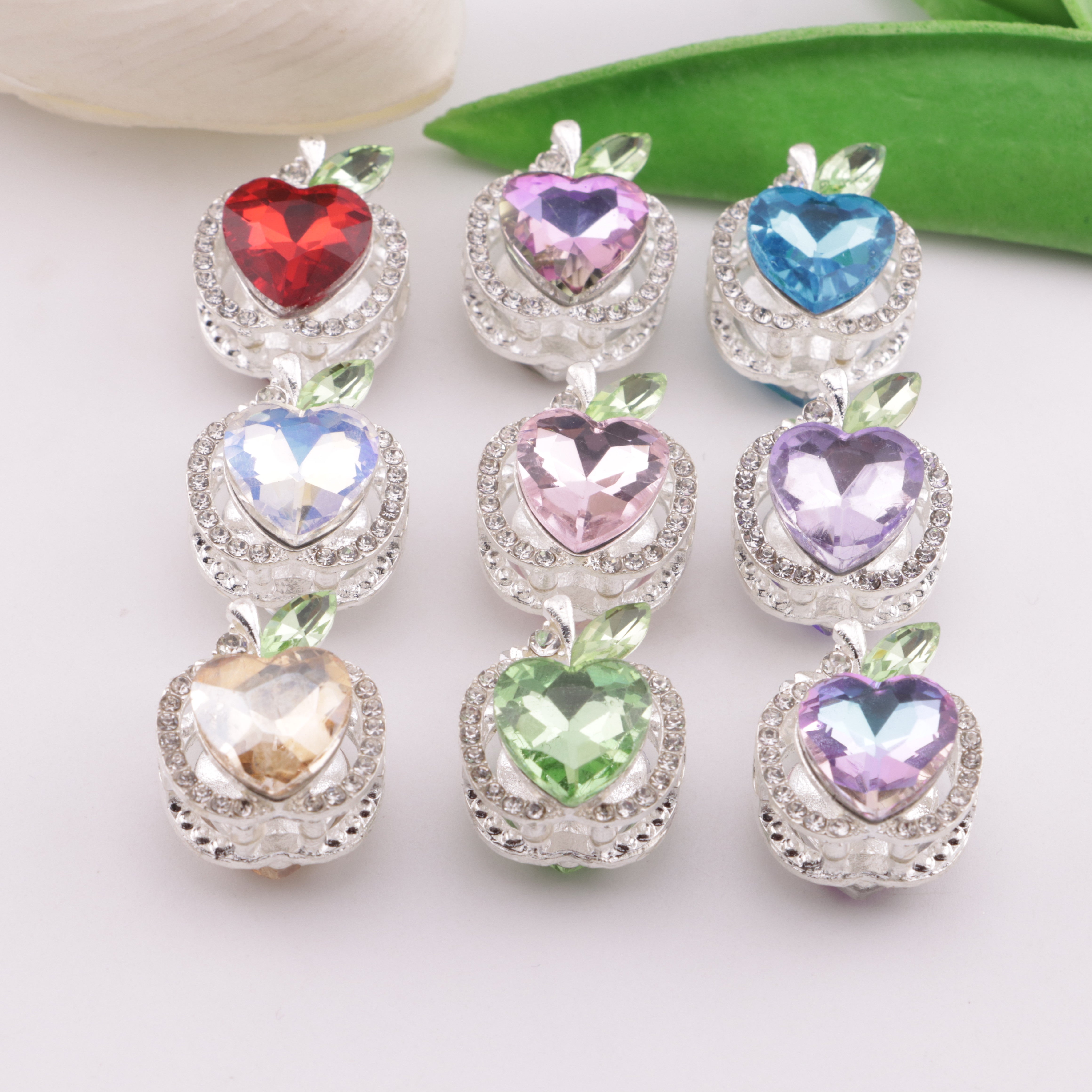 FS6305- About 17*16*19mm Crystal Apple 8 Hole Beads Fit For Beadable Pens