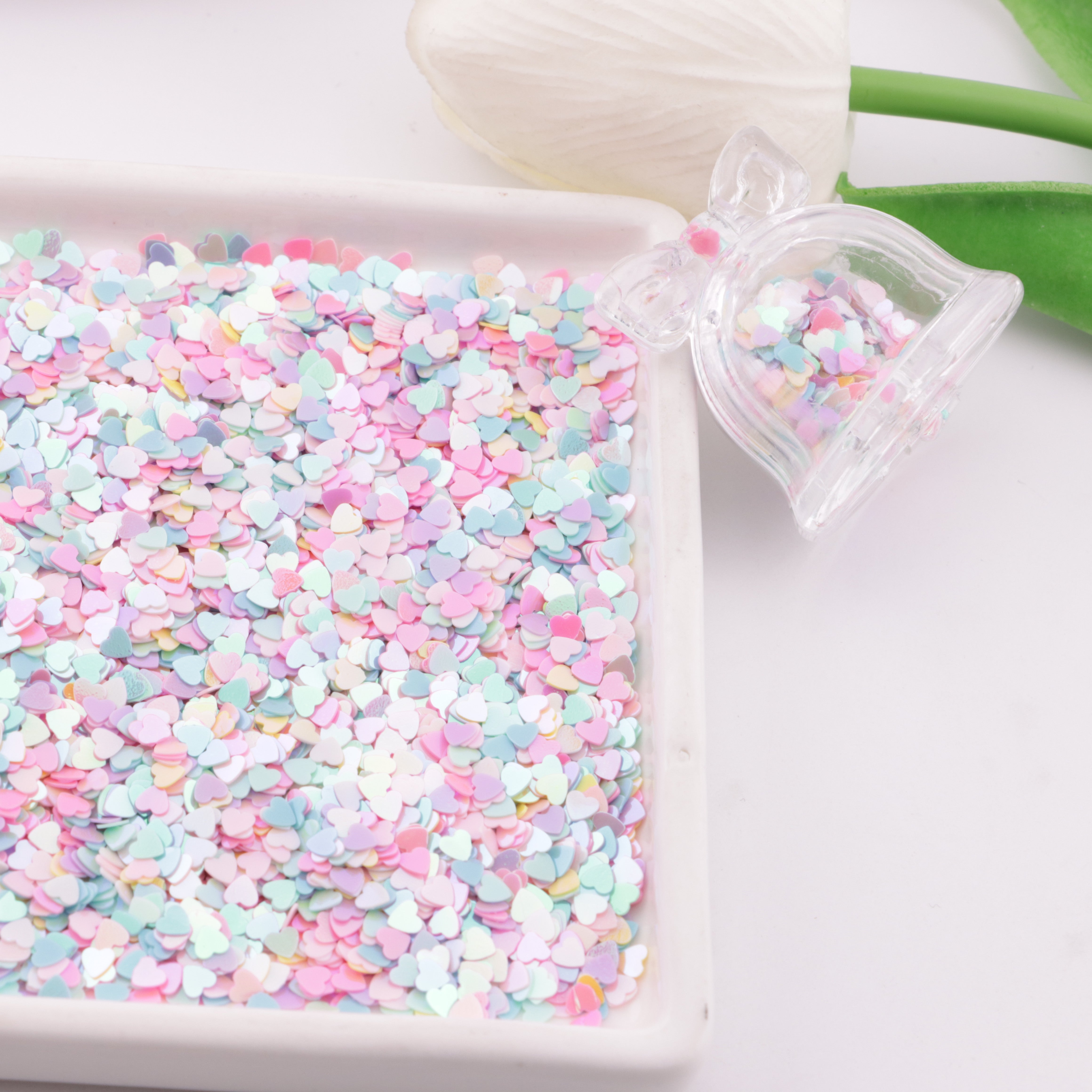 FS6300- About 9×10mm Luminous Heart Charms Glow-In-The-Dark Heart Embedded Flower Patches