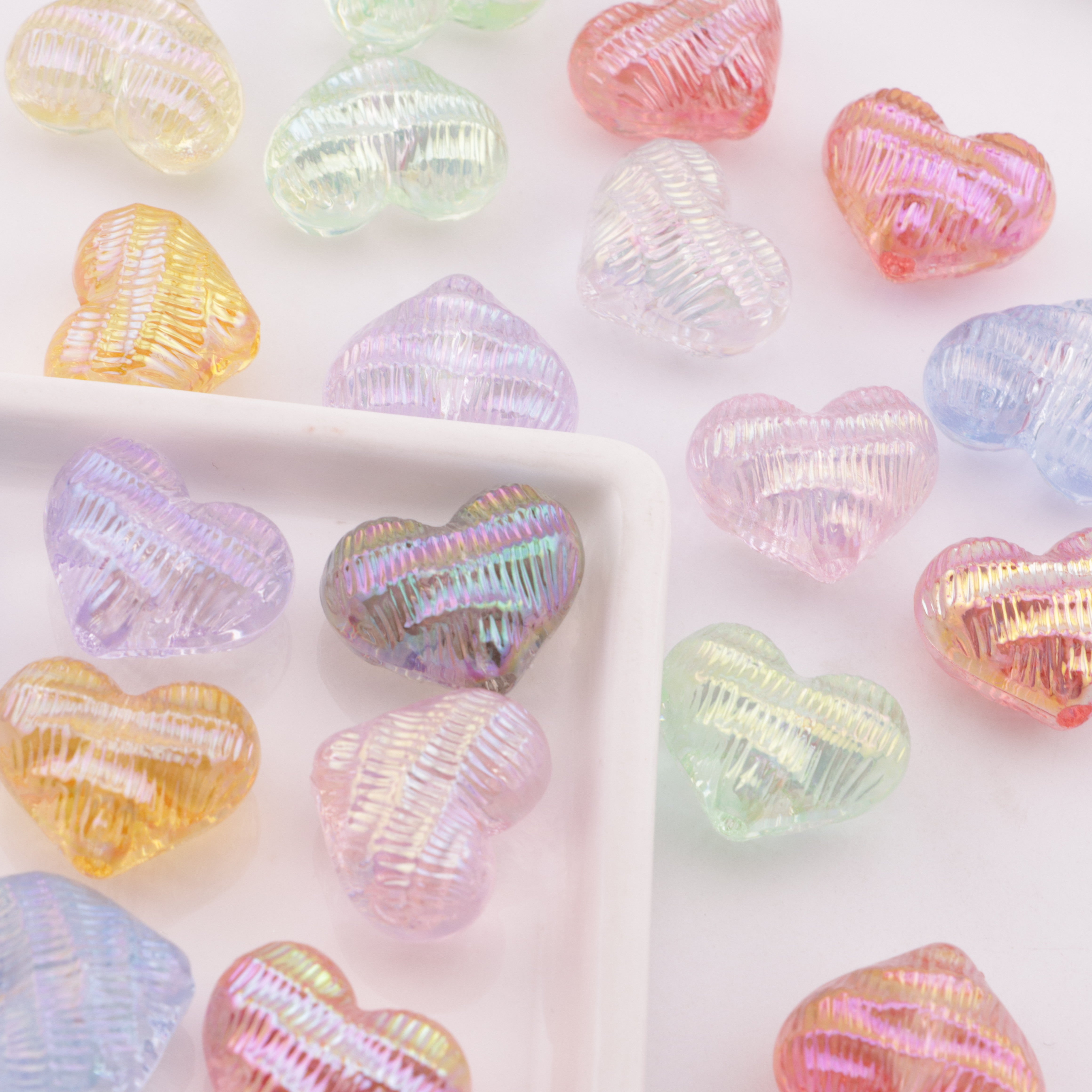 FS6339- 17mm UV Heart Beads With Wrinkled Surface