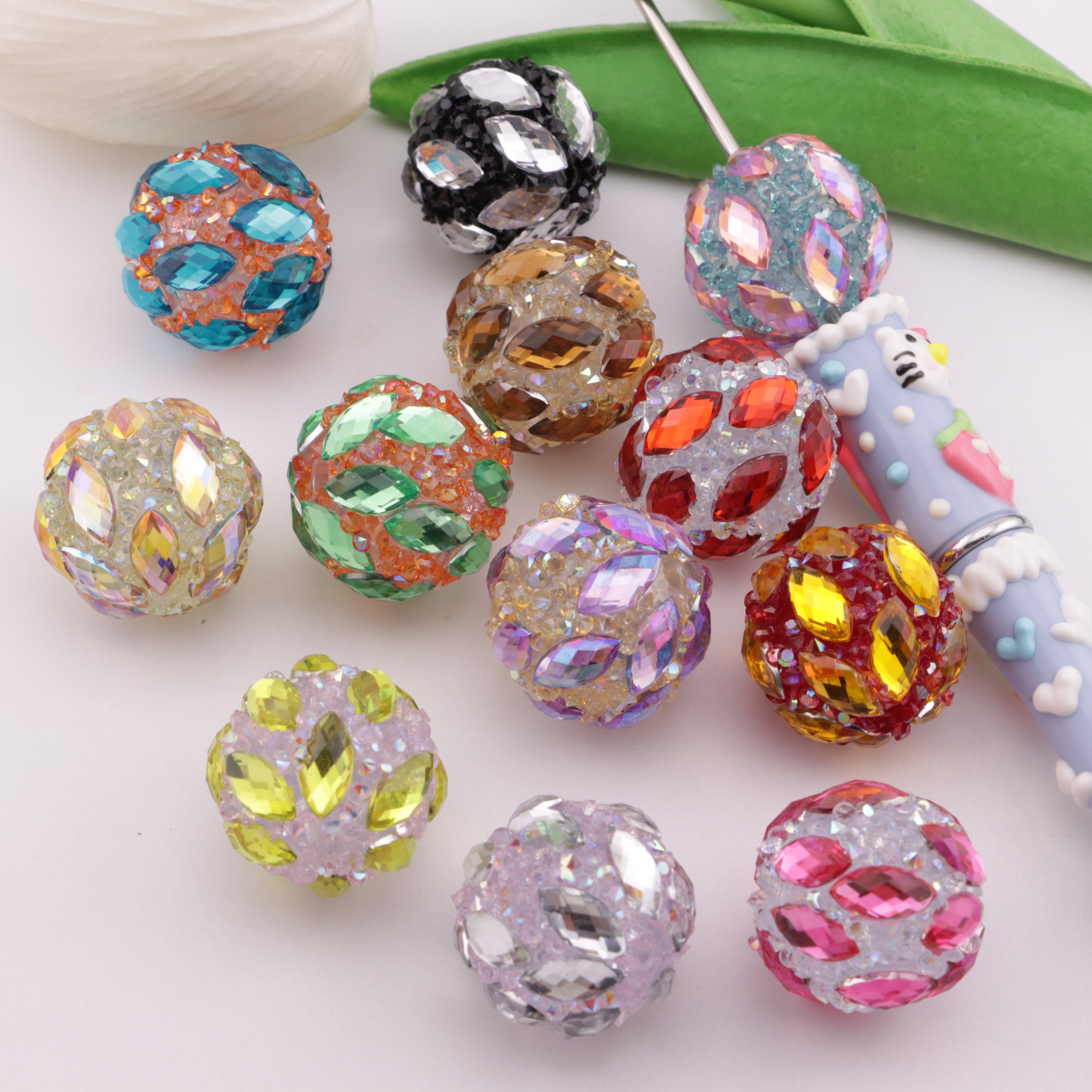 FS6343- 20mm Horse Eyes Diamonds Fancy Beads