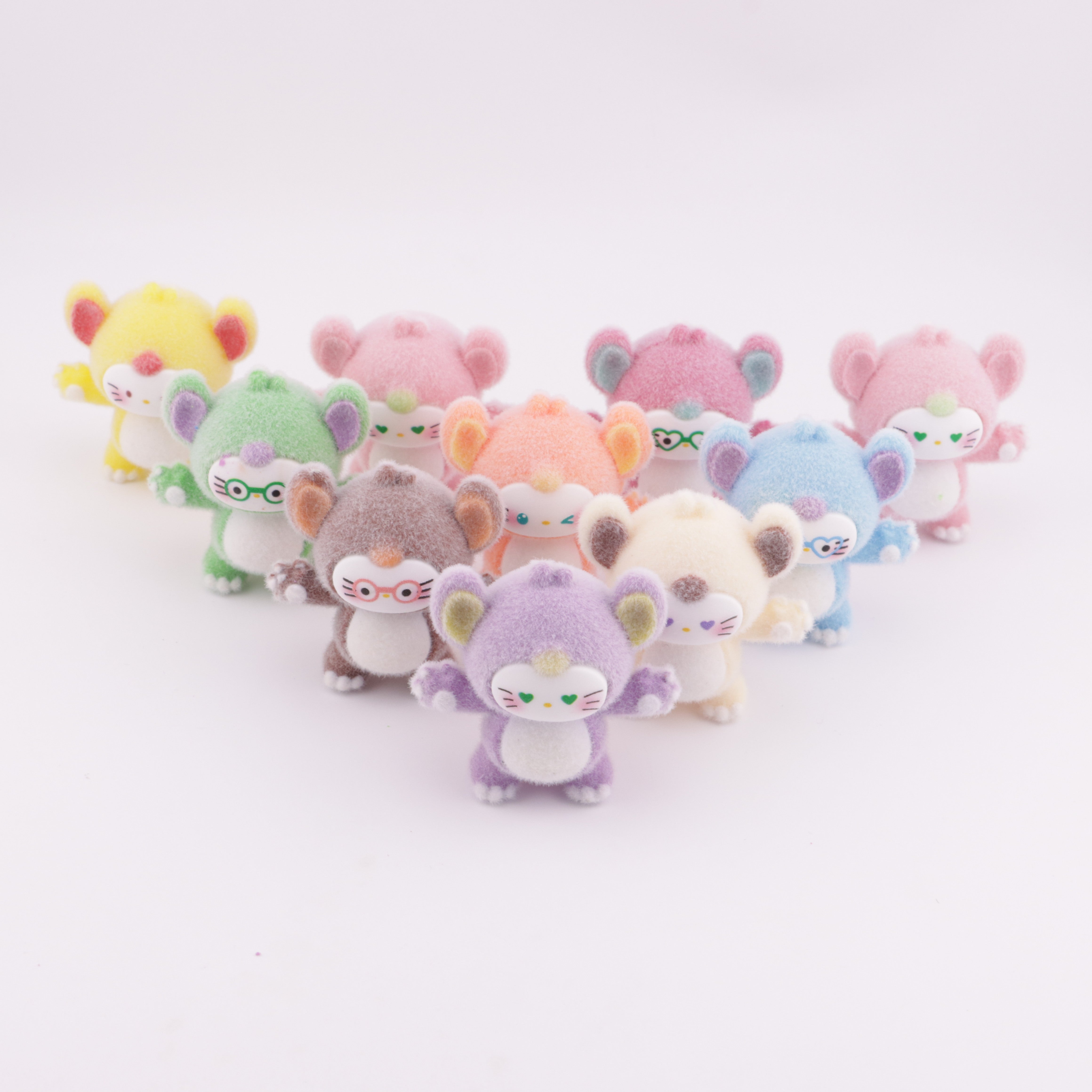 FS6366- Hk Transformed Flocked Resin Beads