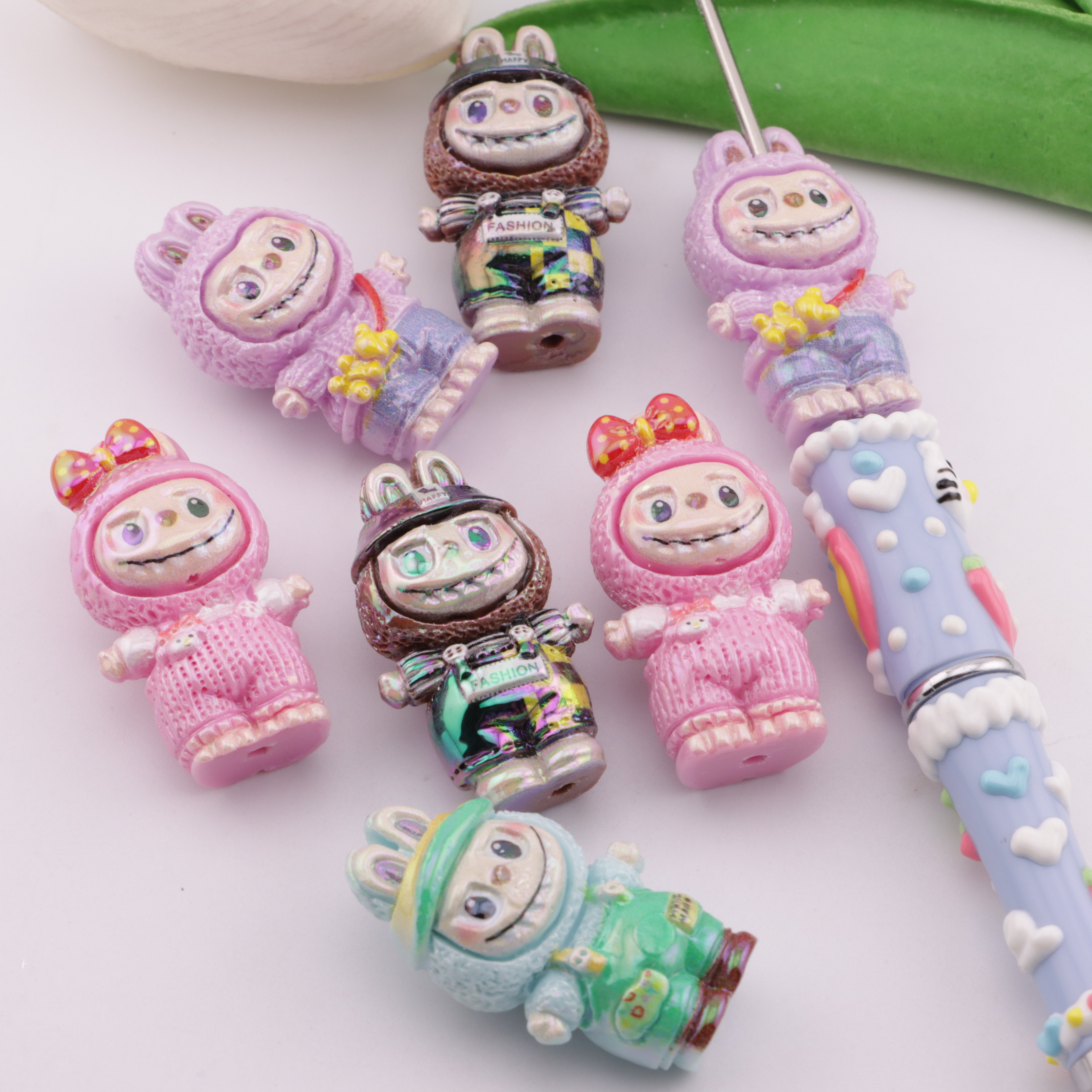 FS6361- 3D Stereoscopic Labubu Resin Beads