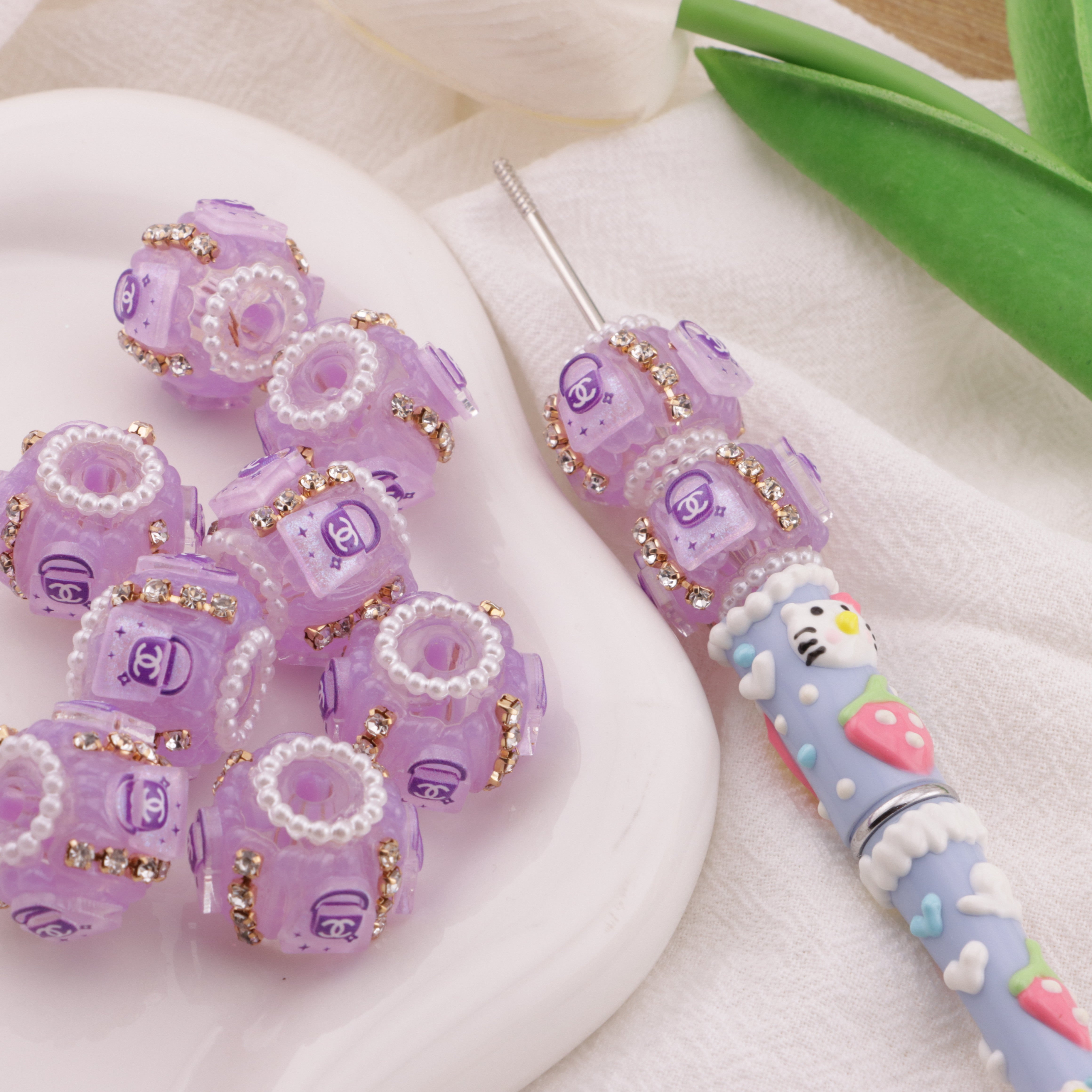 FS6322- 18mm CC Bags Hand - Painted Fancy Beads Zoe's DIY Shop
