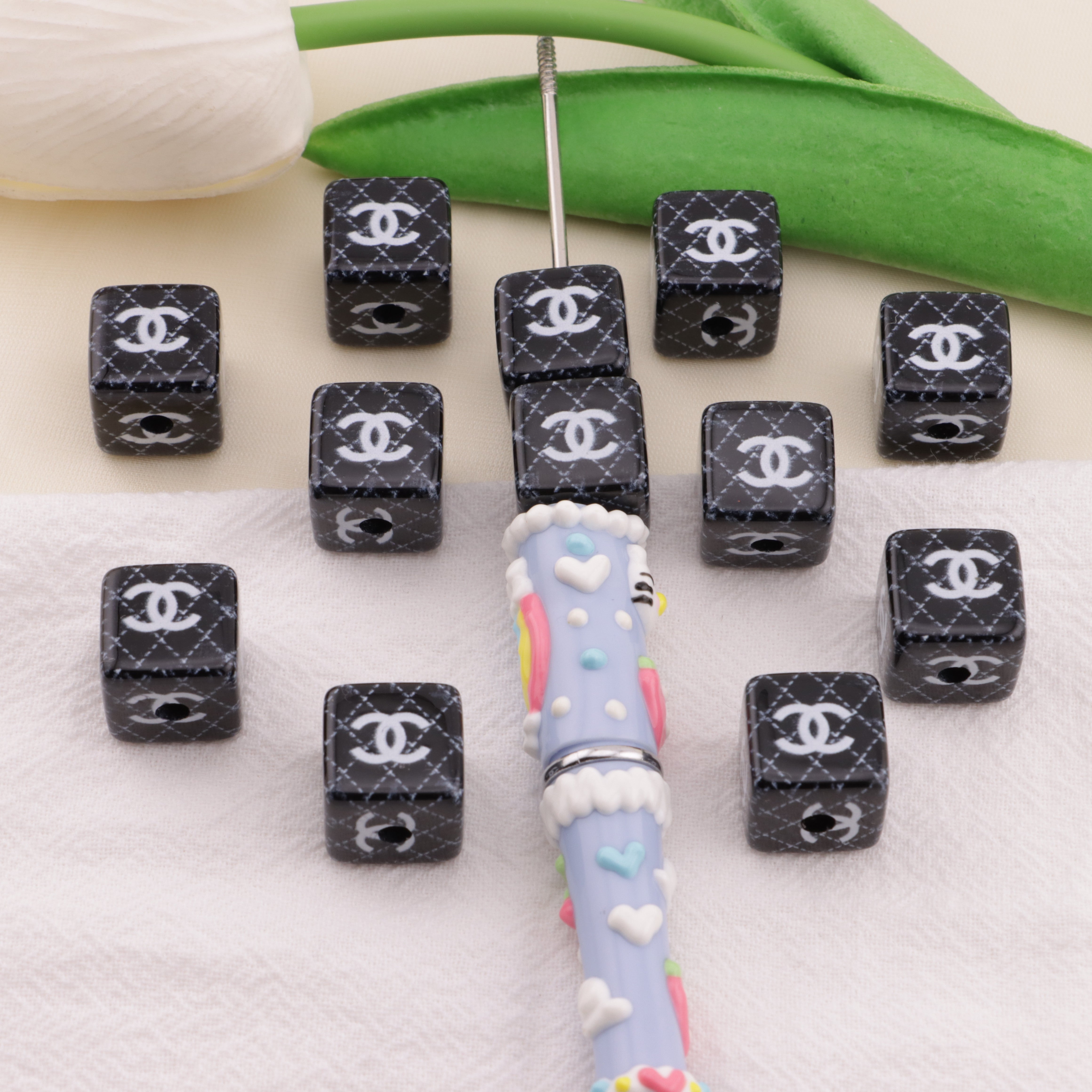 FS6424- 16mm Acrylic CC Beads Zoe's DIY Shop