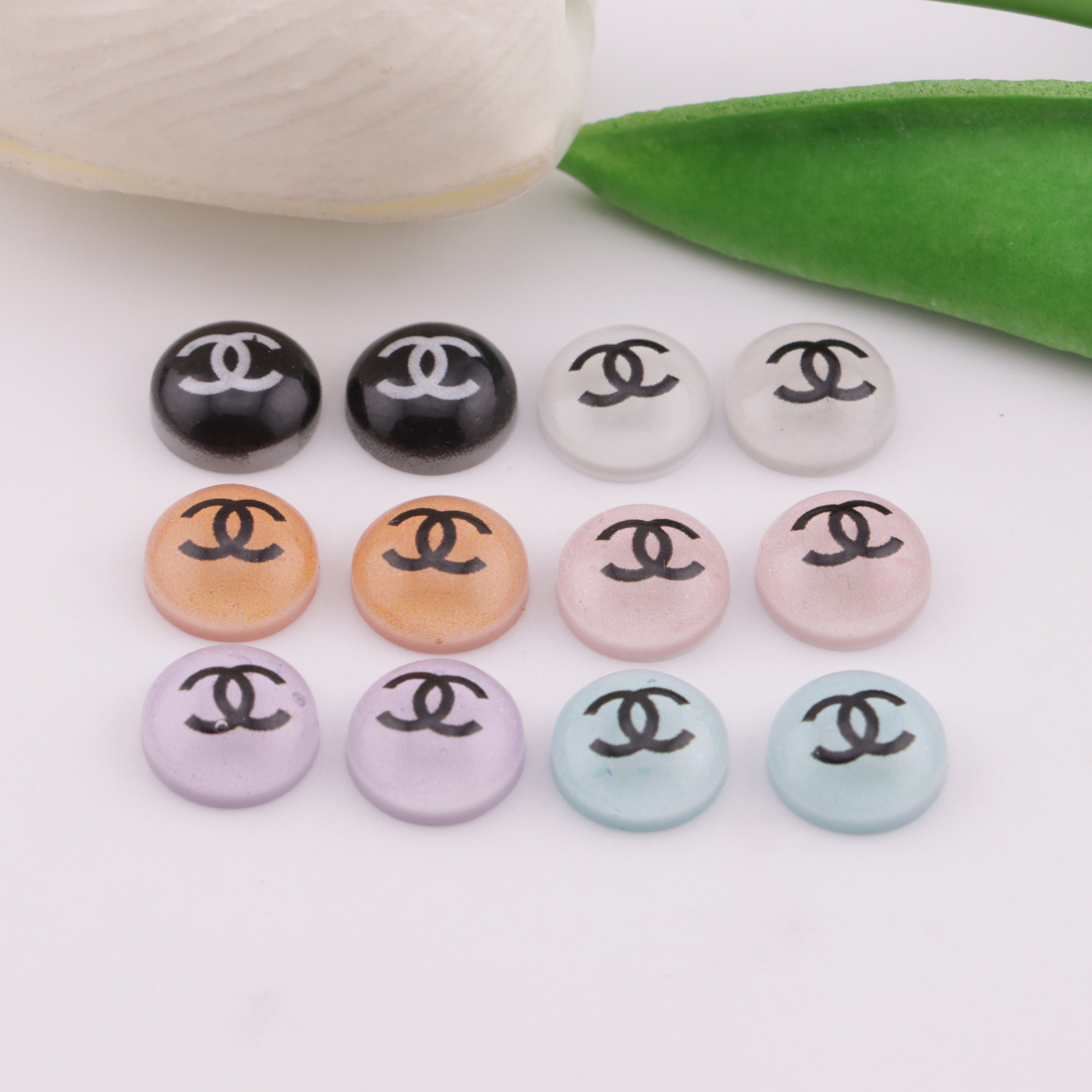 FS6438- Approximately 10Mm Round CC Acrylic Nail Art Stickers Zoe's DIY Shop