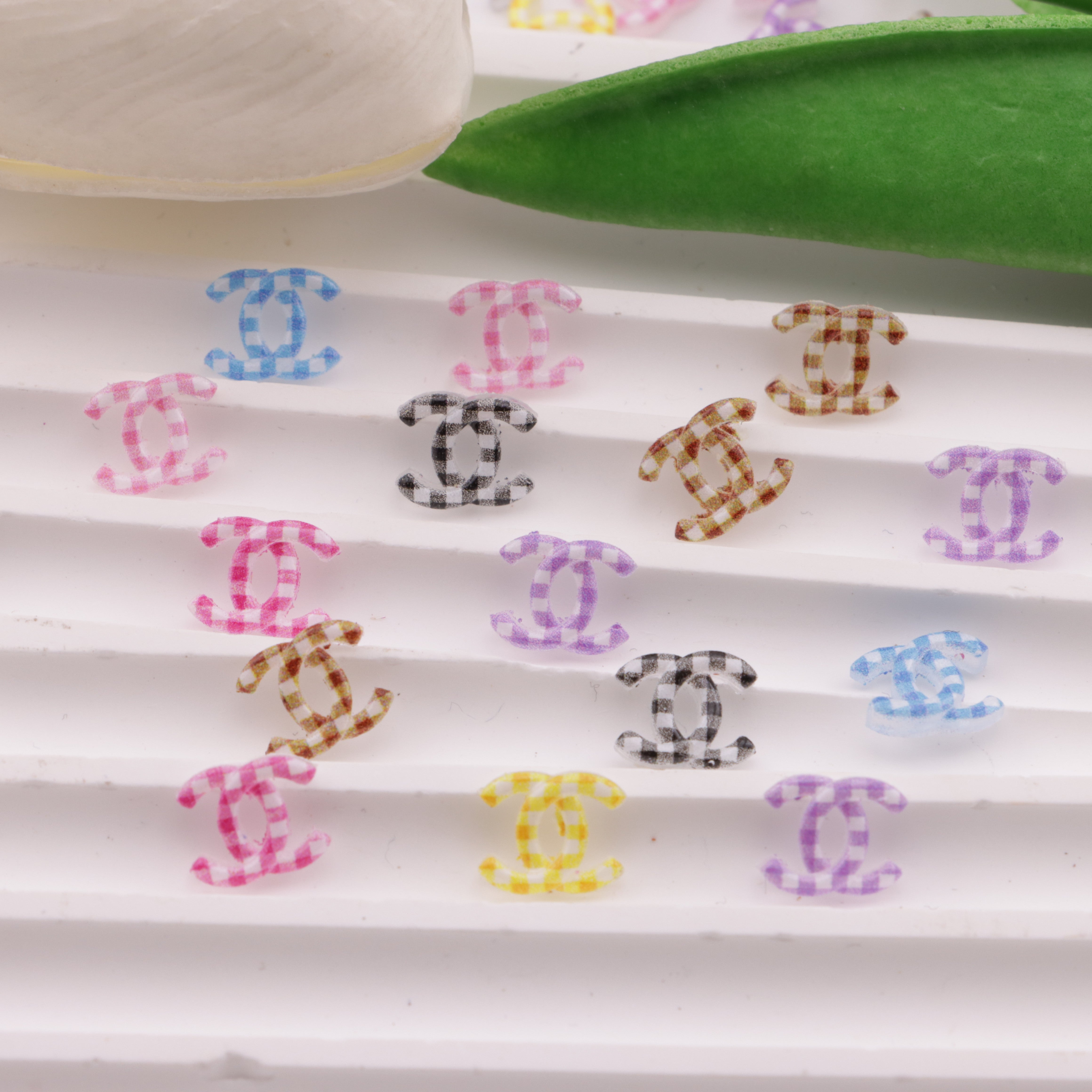 FS6443- 9.5×8Mm CC Luminous Plaid Colourful Charms Luminous CC Plaid Print Patch Zoe's DIY Shop