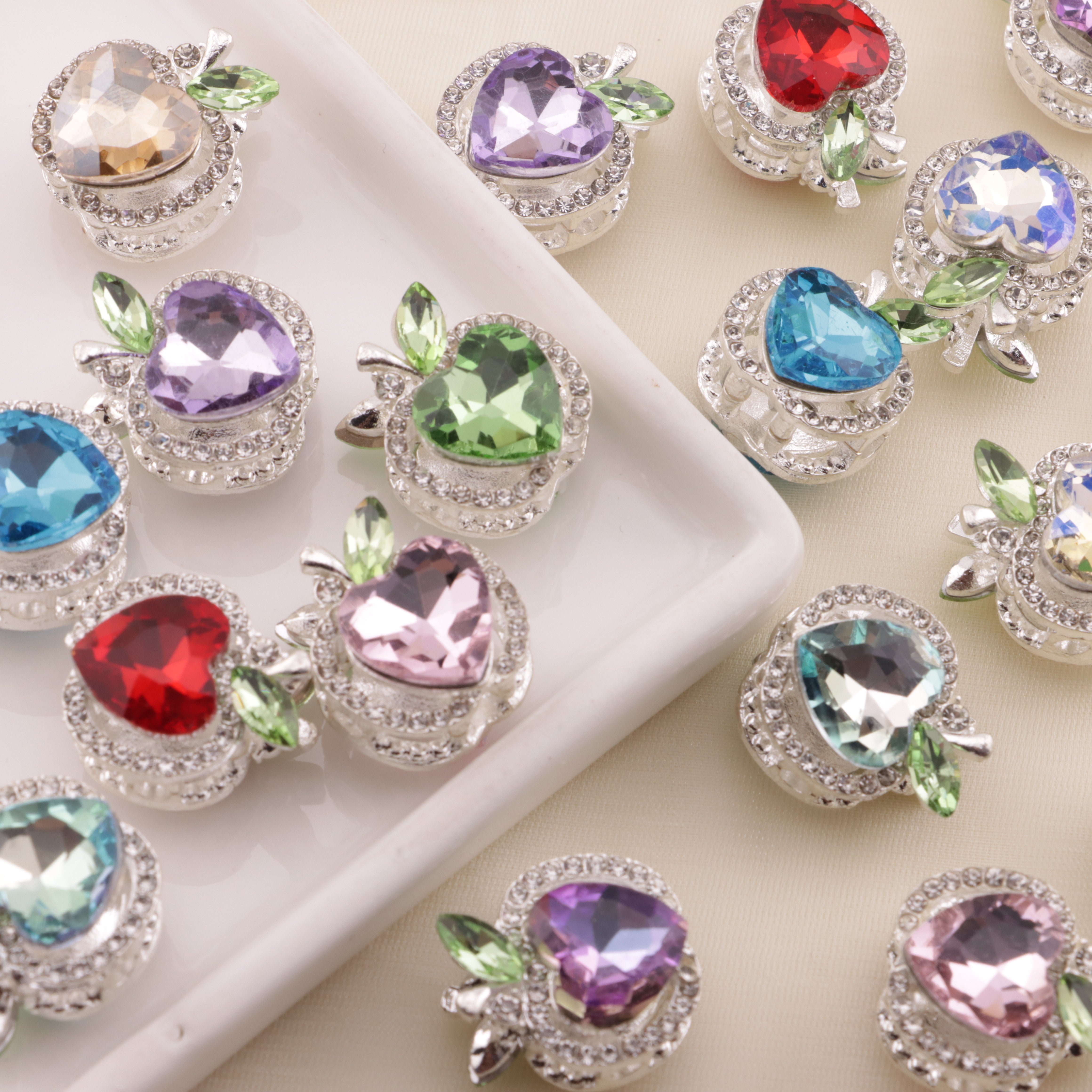 FS6493- Approximately 1.7×2×1.6Cm Apple Four-Way Alloy Beads Zoe's DIY Shop