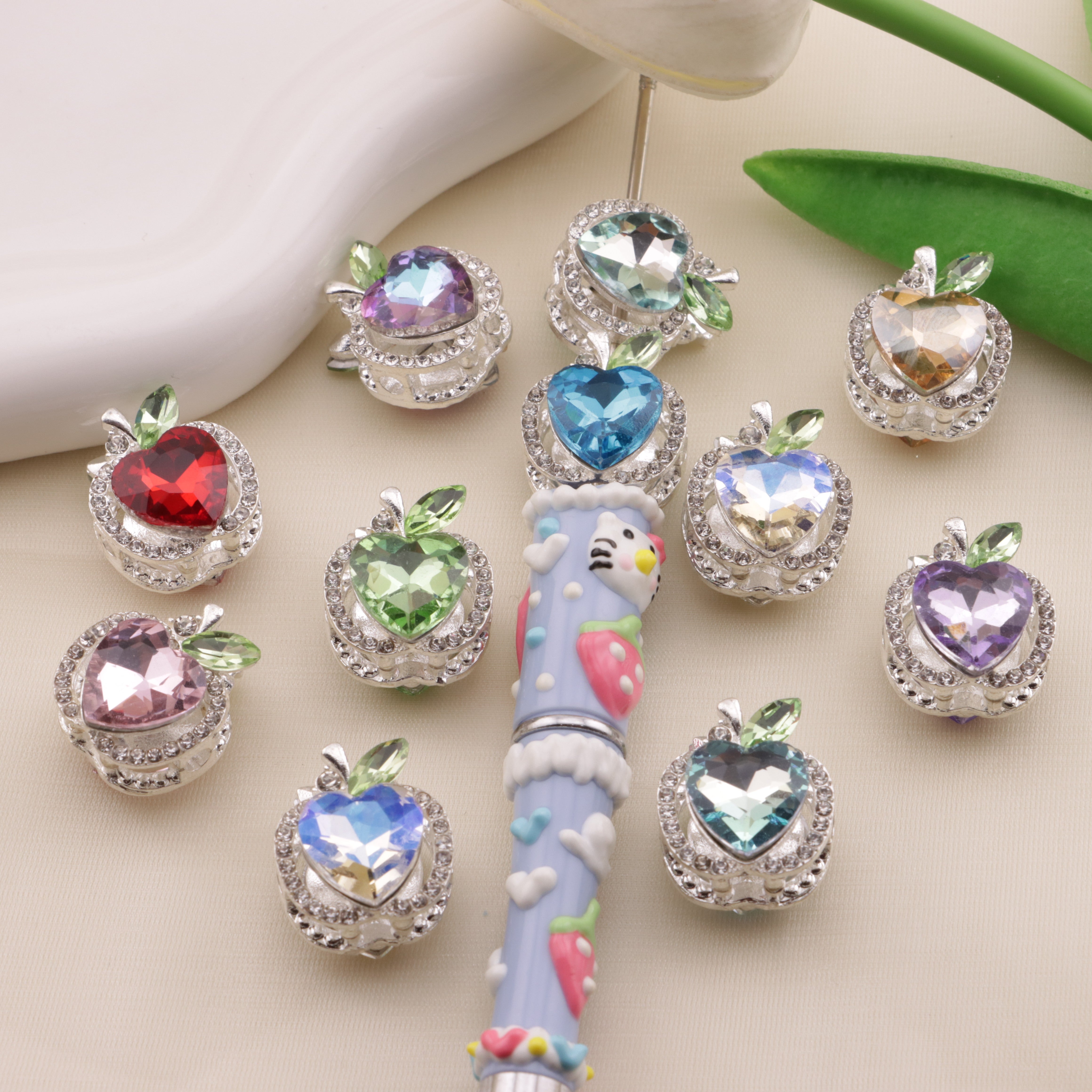 FS6493- Approximately 1.7×2×1.6Cm Apple Four-Way Alloy Beads Zoe's DIY Shop