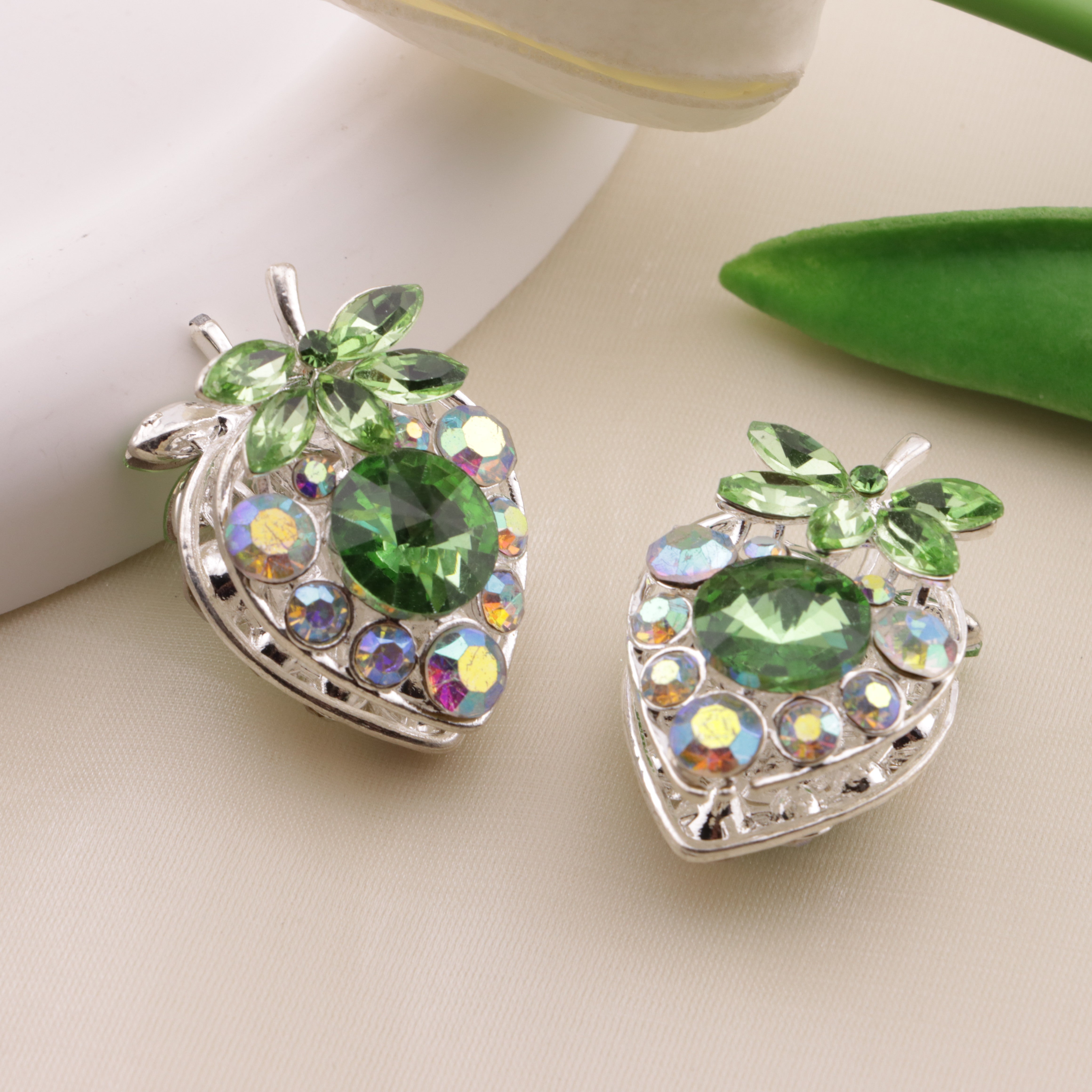 FS6492- Approximately 34×23mm Double-Sided Drilled Strawberry Four-Way Alloy Beads Zoe's DIY Shop