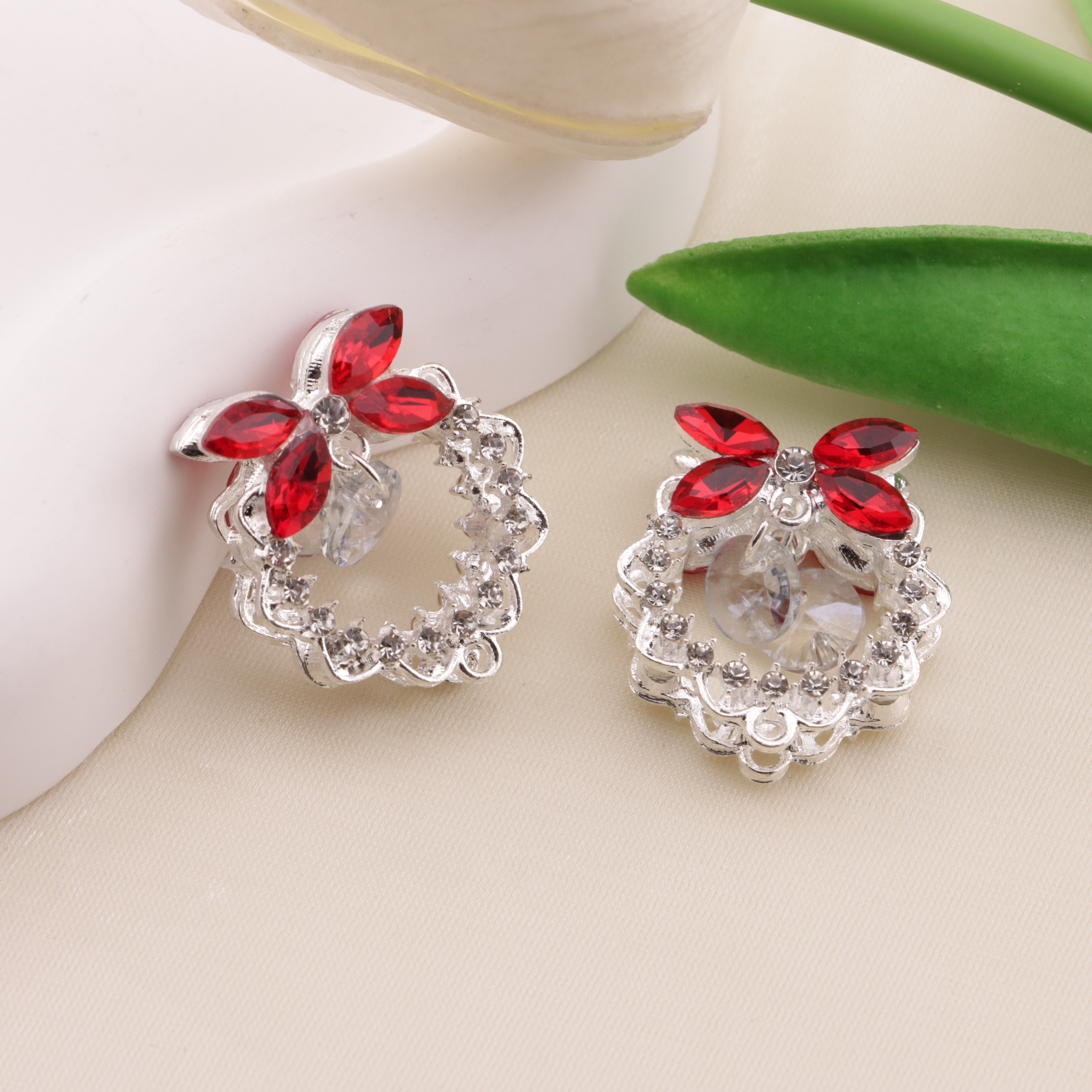 FS6491- Approximately 24×26×18mm Double-Sided Heavy Industry Wreath Alloy Beads Zoe's DIY Shop