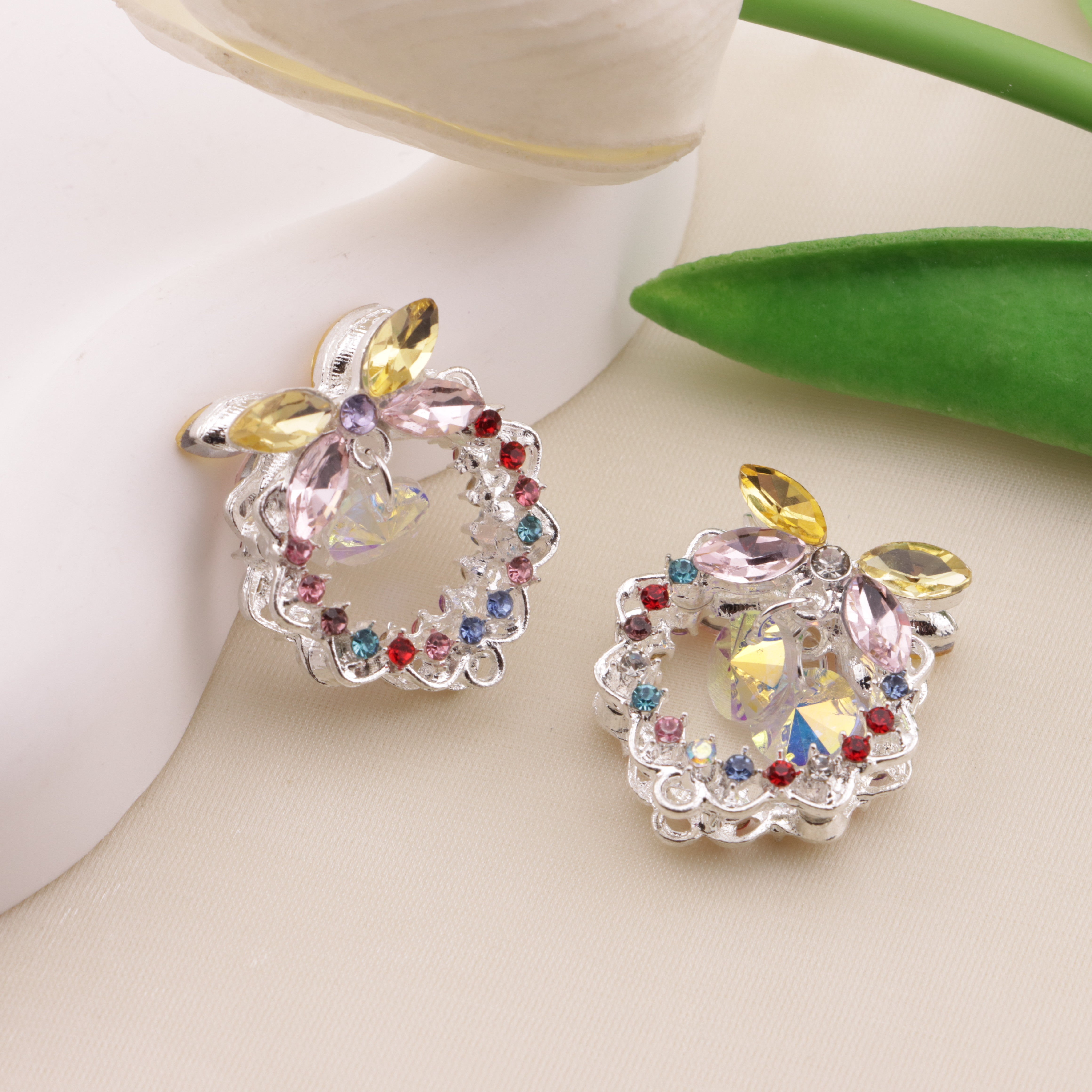 FS6491- Approximately 24×26×18mm Double-Sided Heavy Industry Wreath Alloy Beads Zoe's DIY Shop