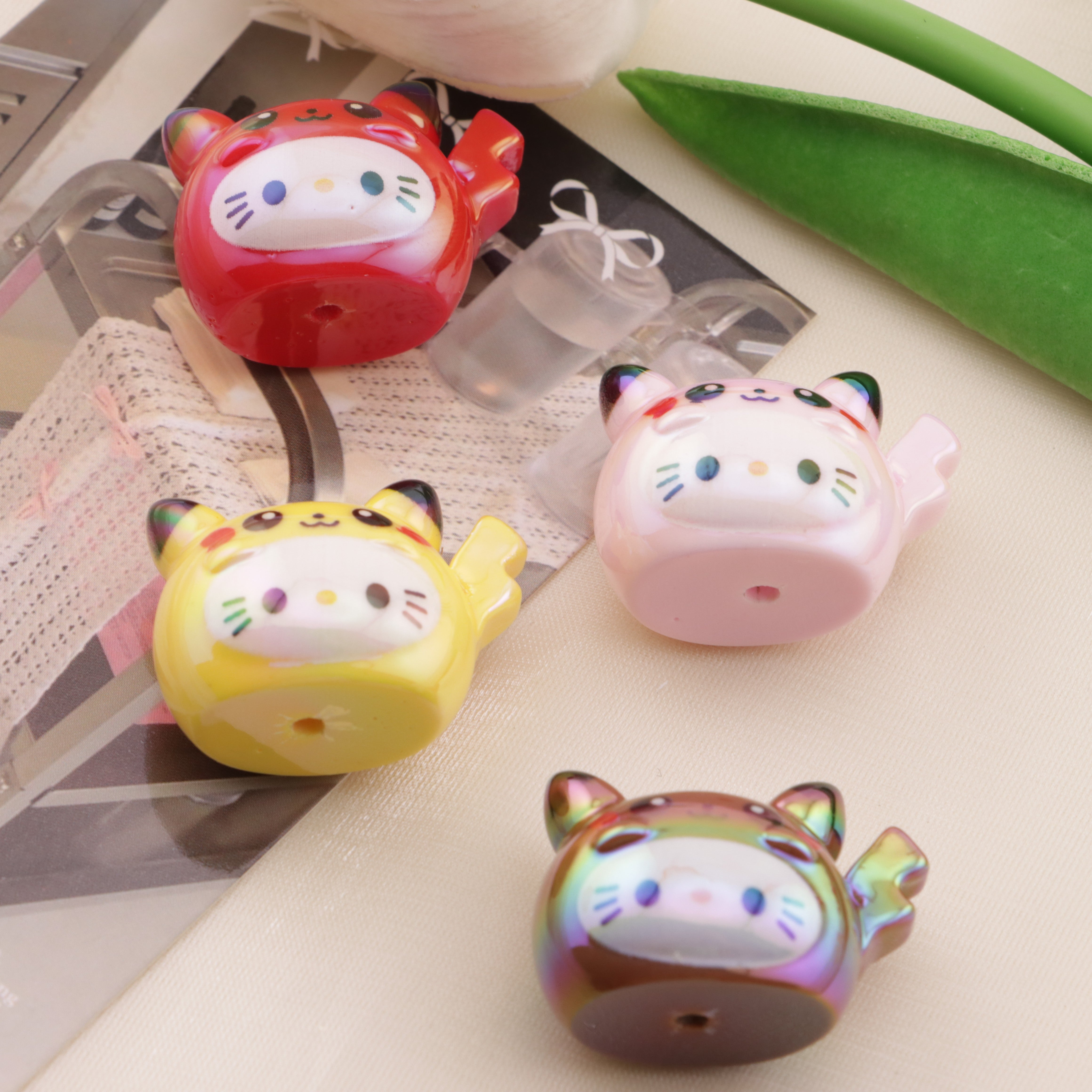 FS6566- About 29*22mm UV HK Kitty Pikachu Beads  Beads Fit For Pen Zoe's DIY Shop