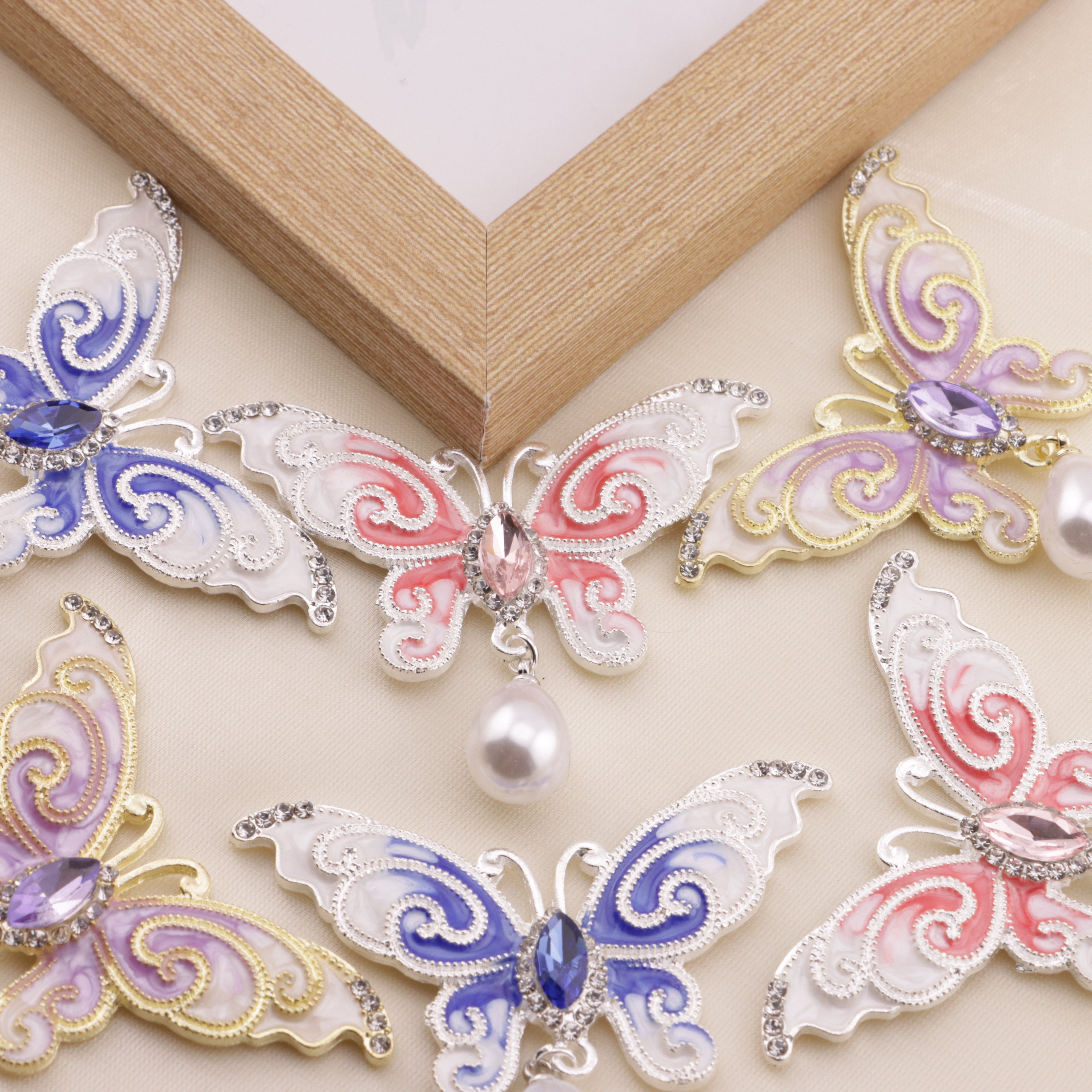 FS6572- 56*33Mm Dripping Oil Butterfly Metal Patch Zoe's DIY Shop
