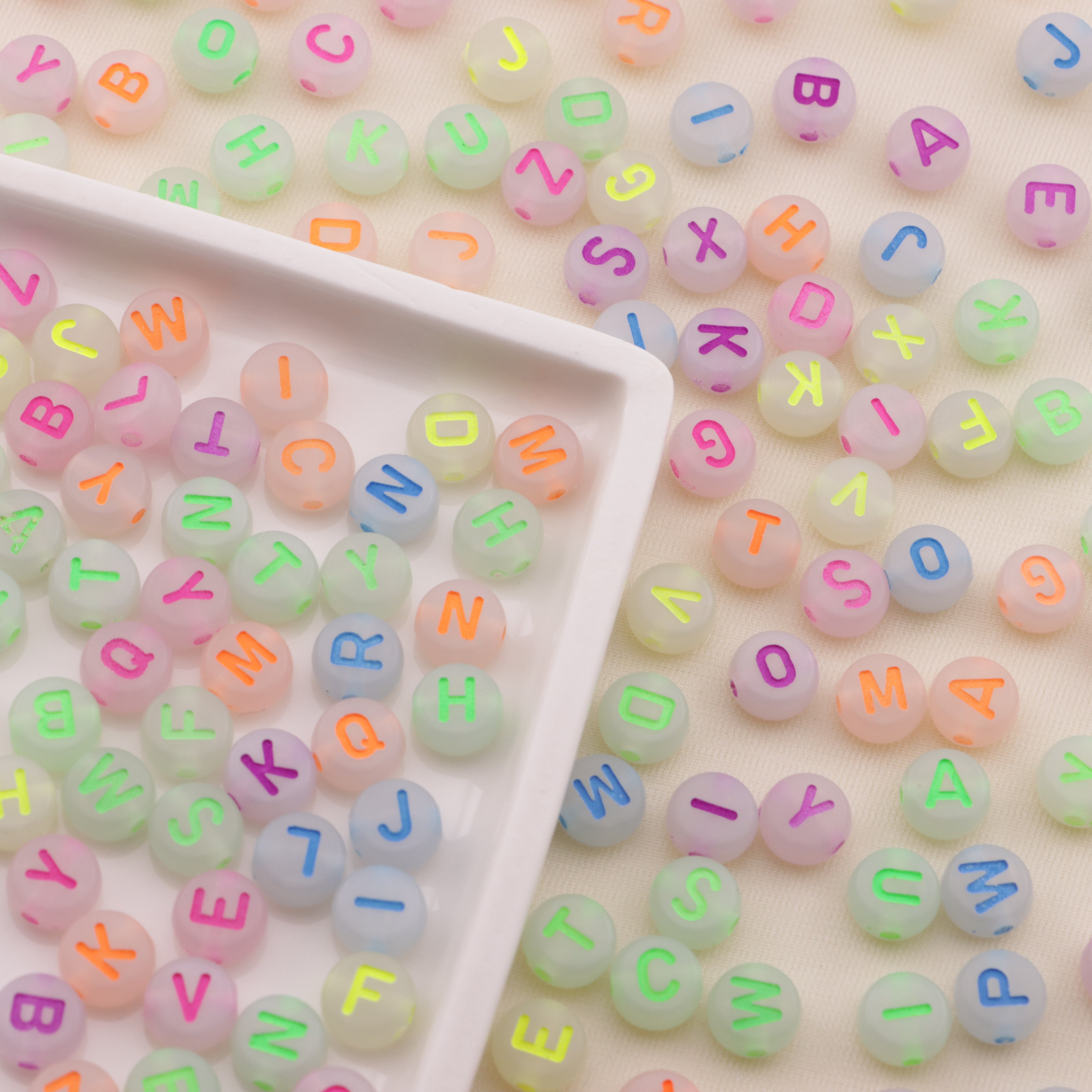 FS6545- 4*7 Aperture 12mm 4*7 Font Mixed Color Luminous Acrylic Letter Beads Zoe's DIY Shop