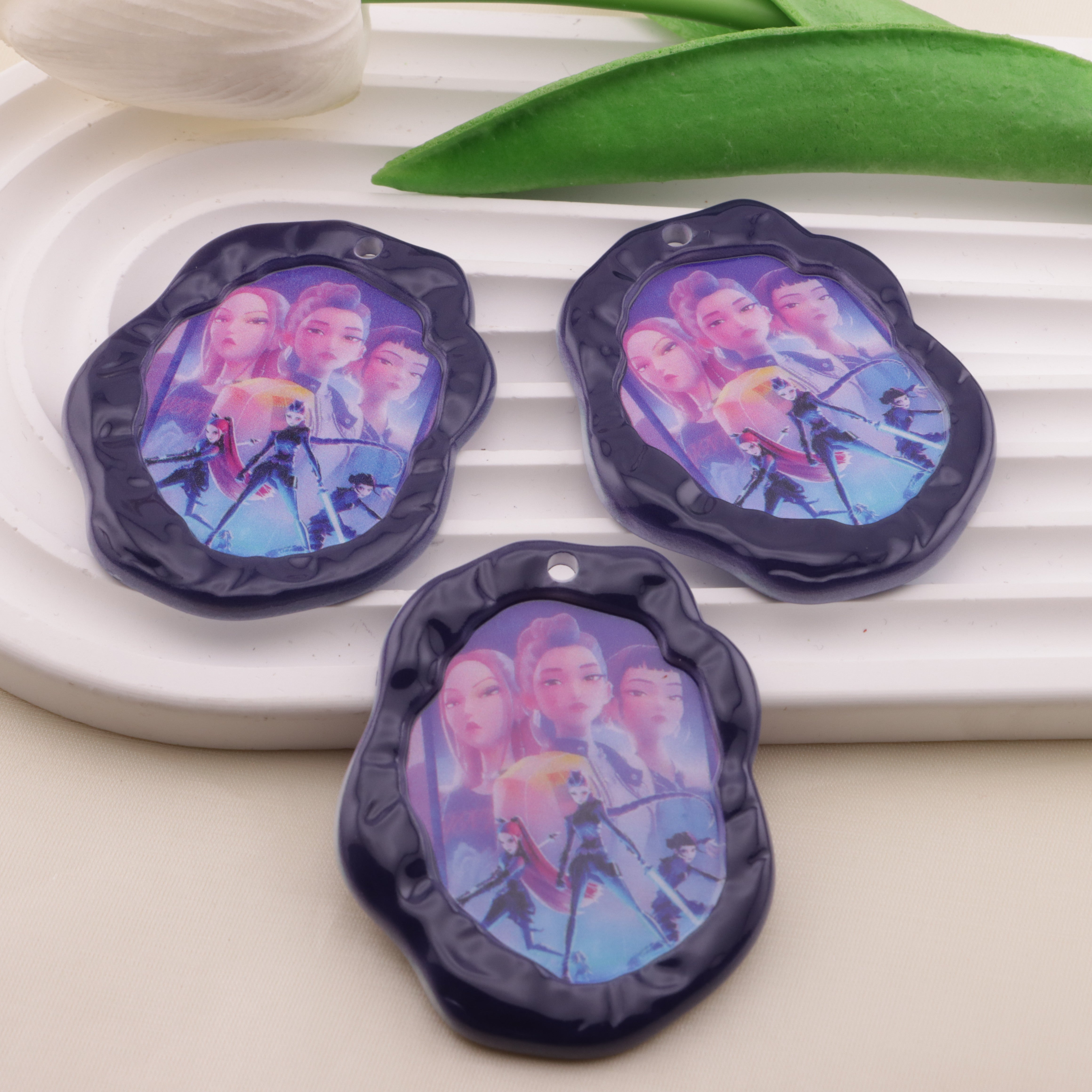 FS6502-K-POP Witch Hunting Group Pendant Zoe's DIY Shop