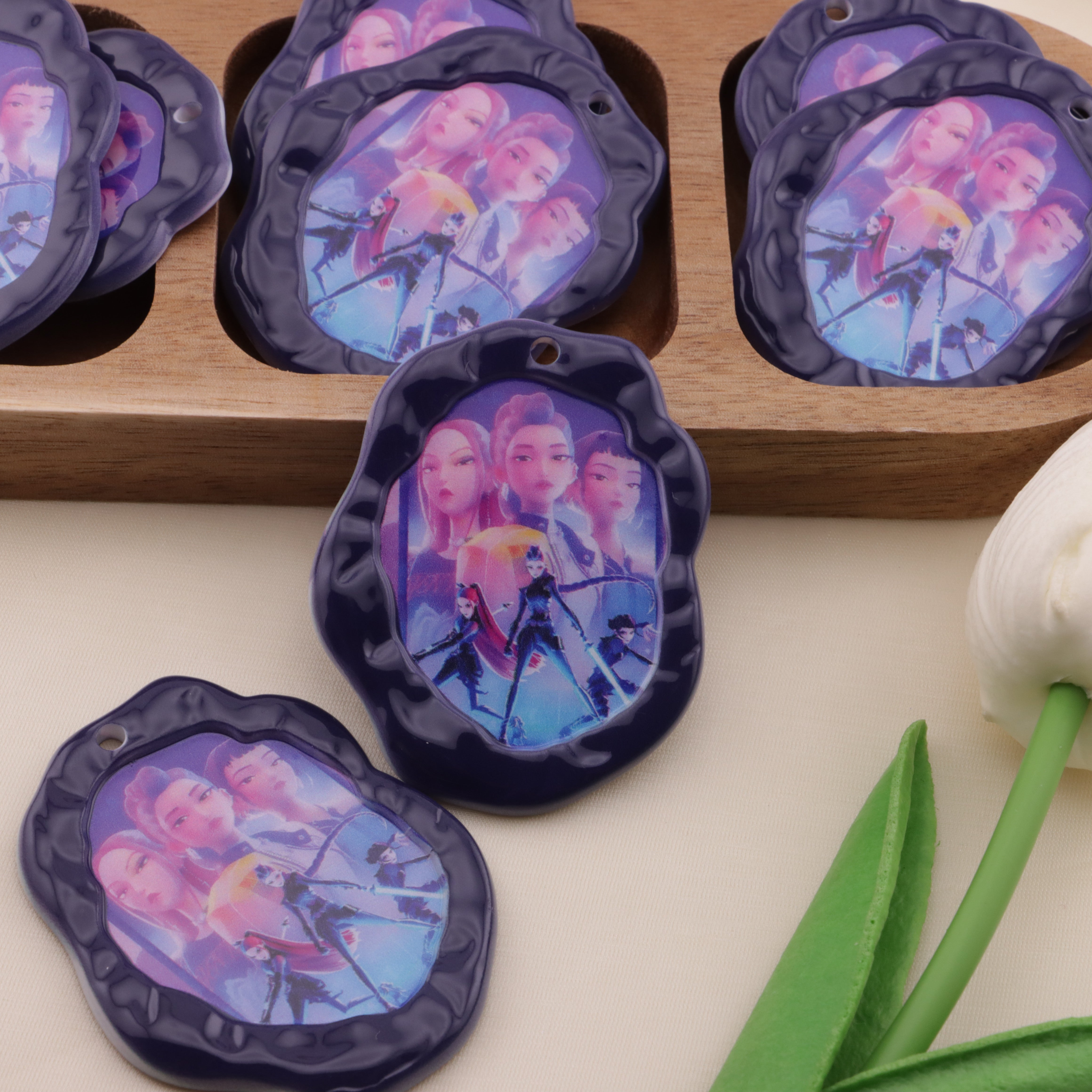 FS6502-K-POP Witch Hunting Group Pendant Zoe's DIY Shop