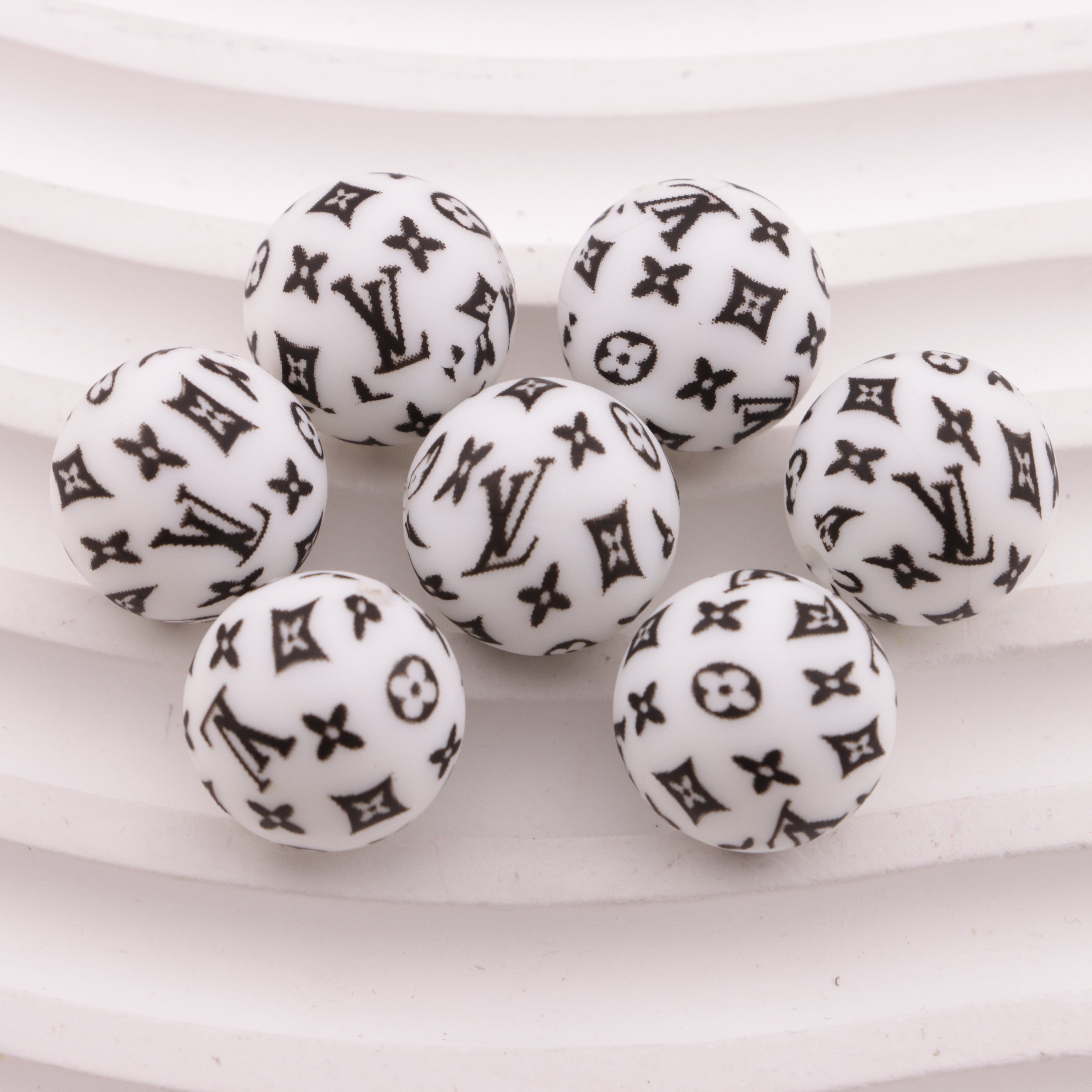 FS0767- 15MM LV Silicone Beads Zoe's DIY Shop
