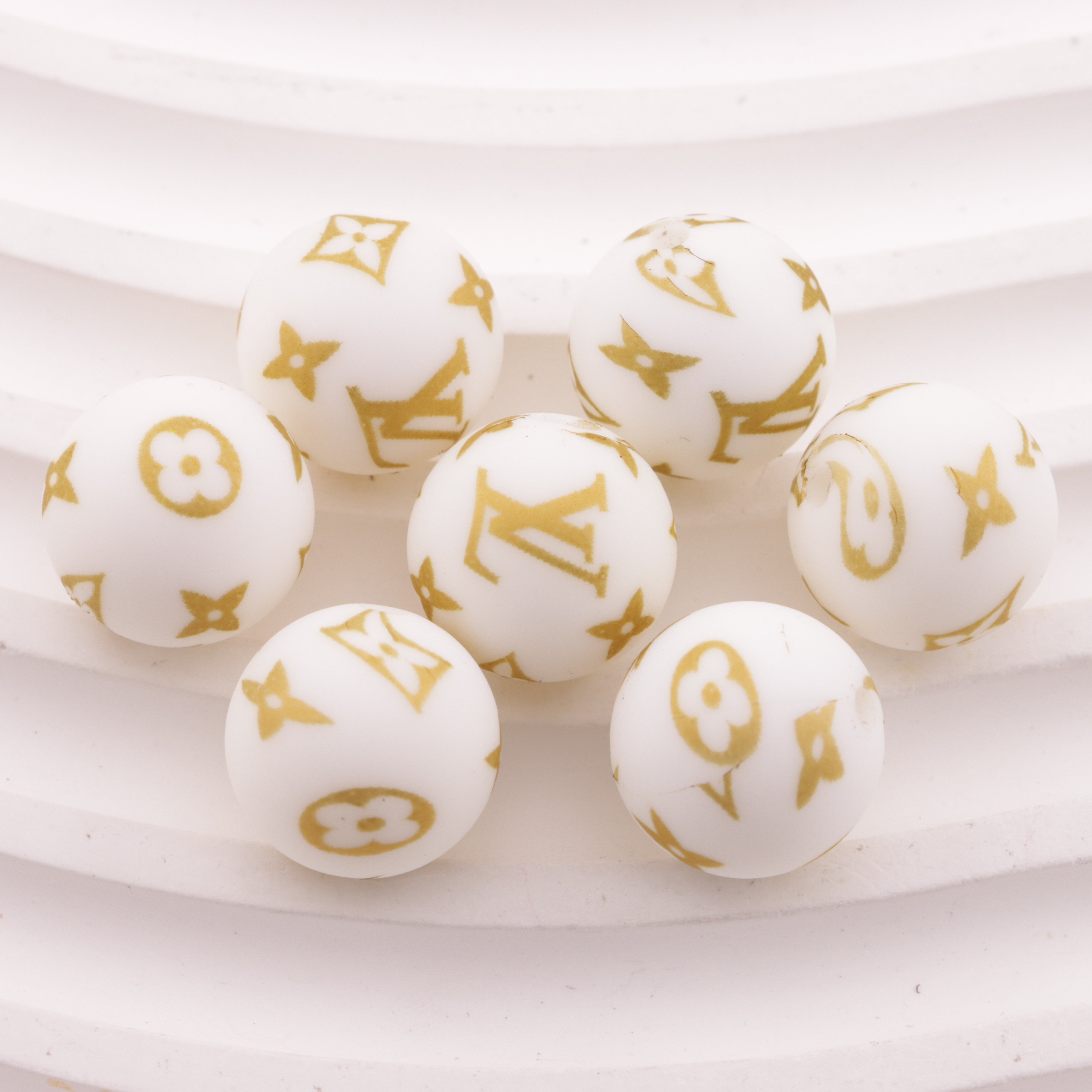 FS0767- 15MM LV Silicone Beads Zoe's DIY Shop
