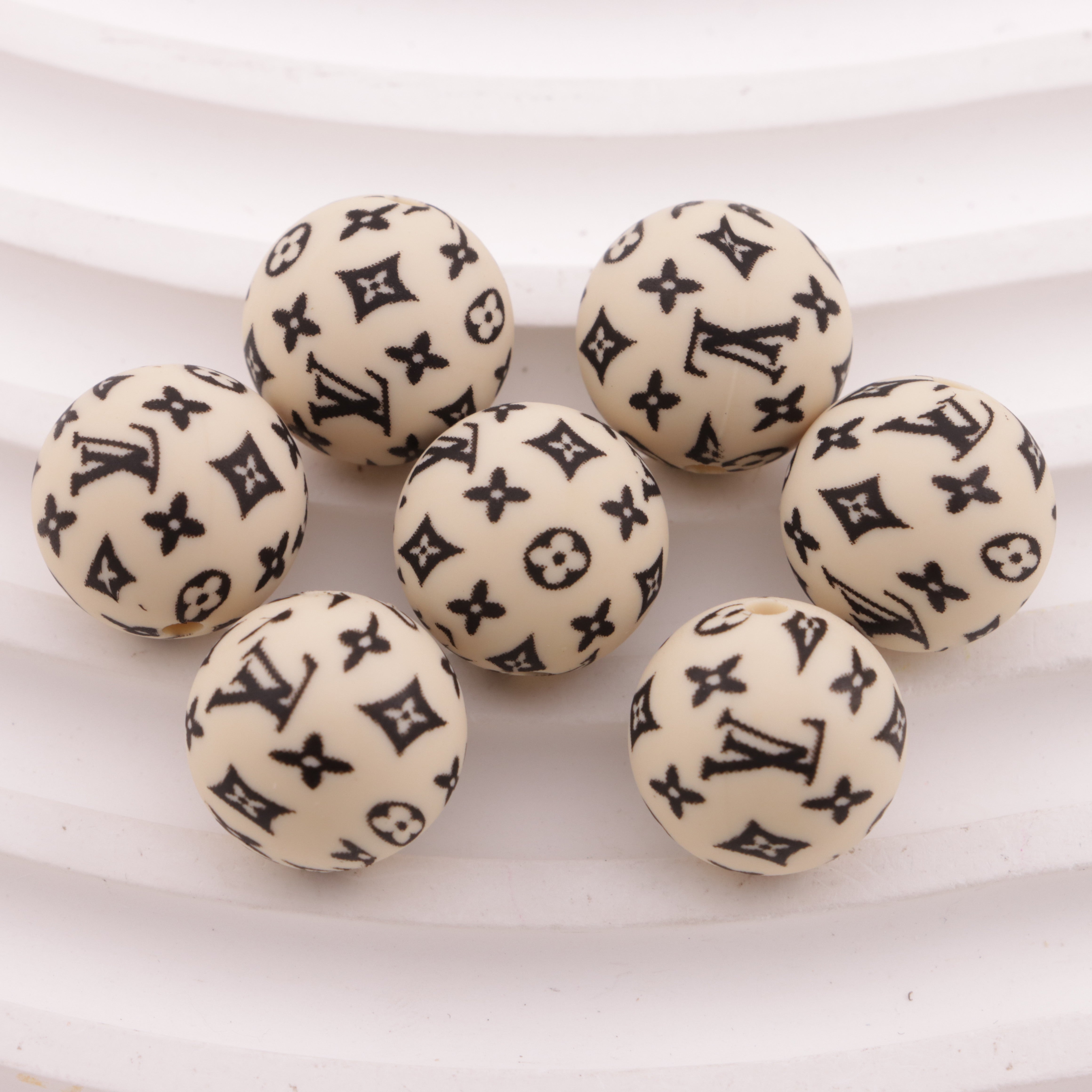 FS0767- 15MM LV Silicone Beads Zoe's DIY Shop
