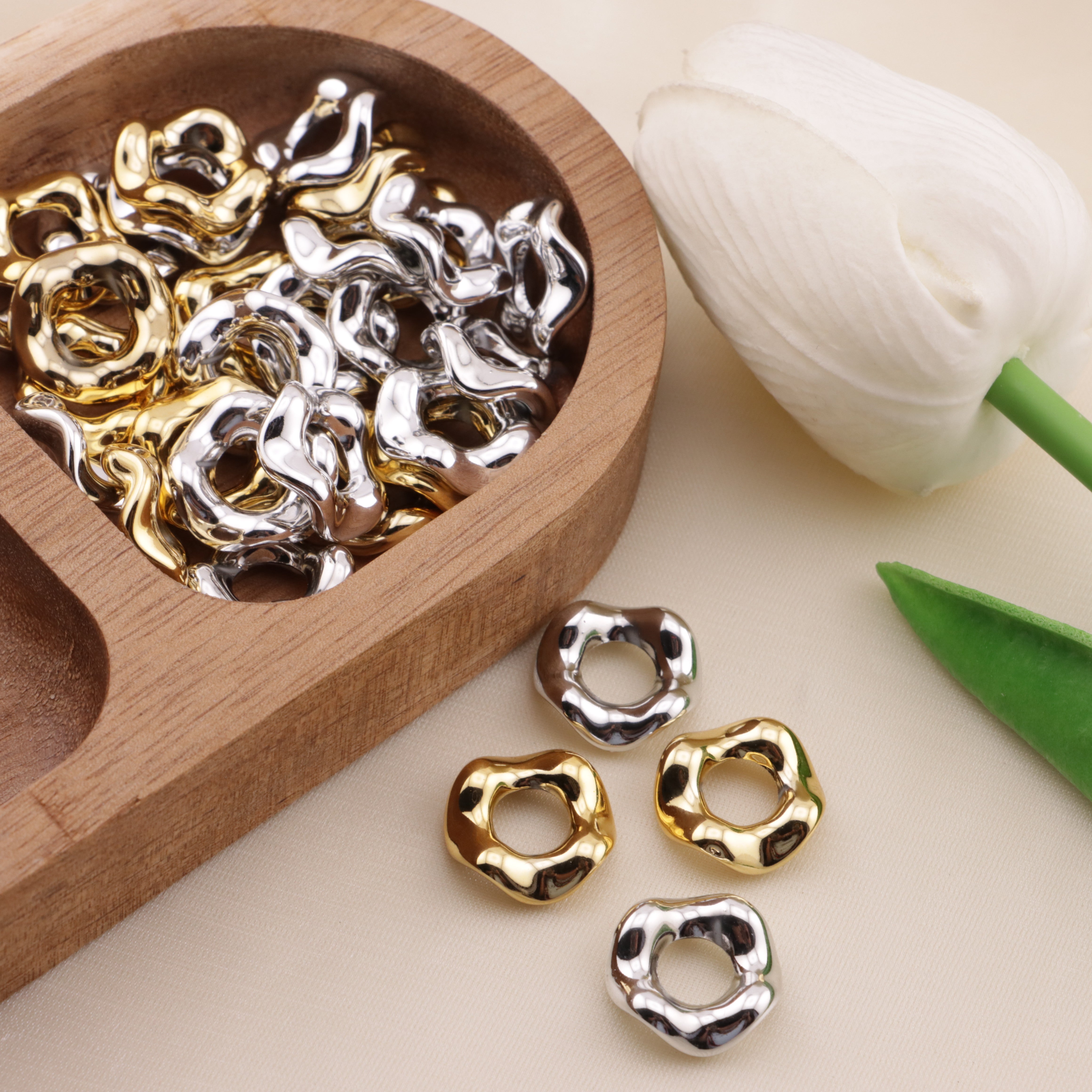 FS6577- 13mm  Gold-Plated Or Silver-Plated Wavy Spacer Beads Zoe's DIY Shop