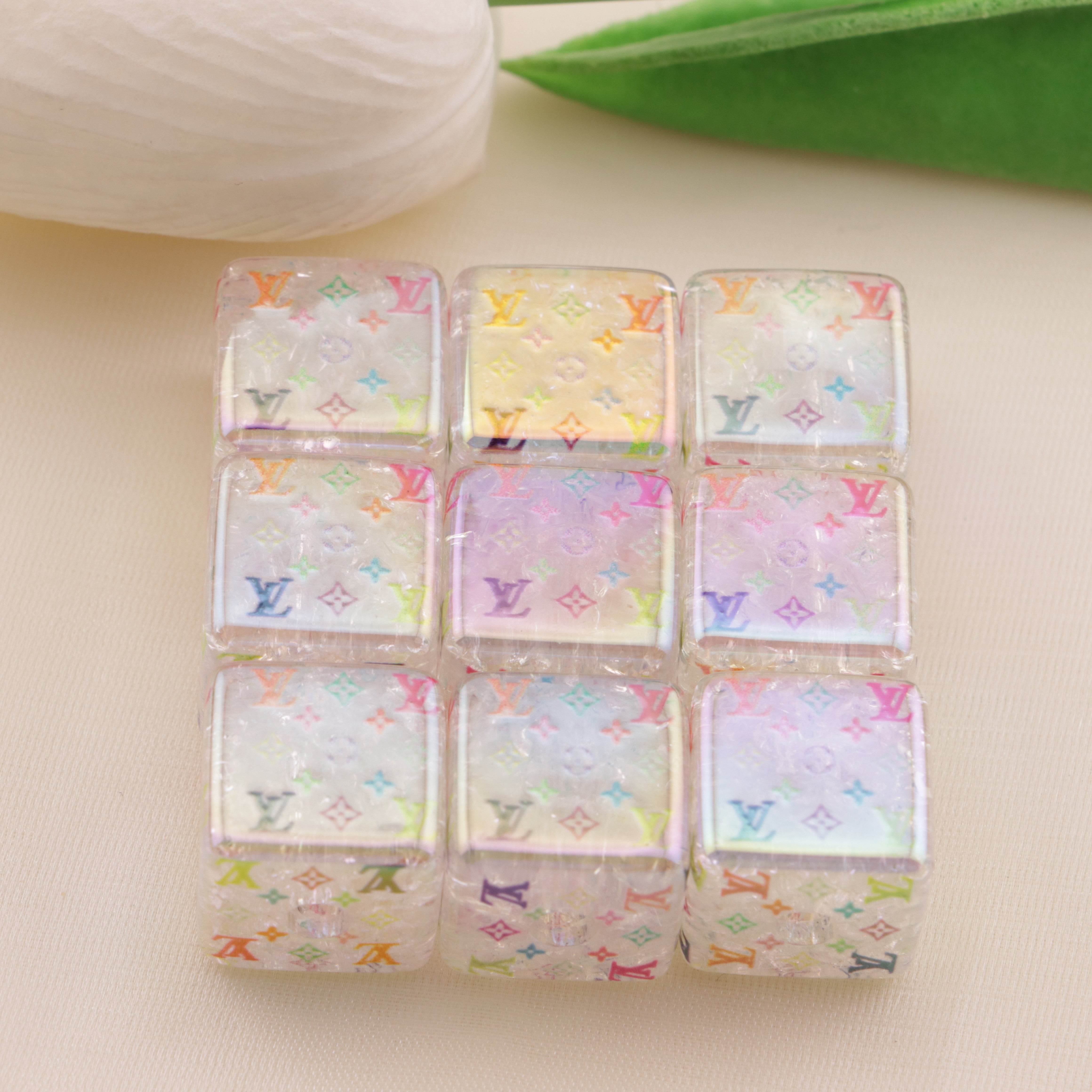 FS6349- 14mm Uv Lv Cube Beads Square Beads Zoe's DIY Shop