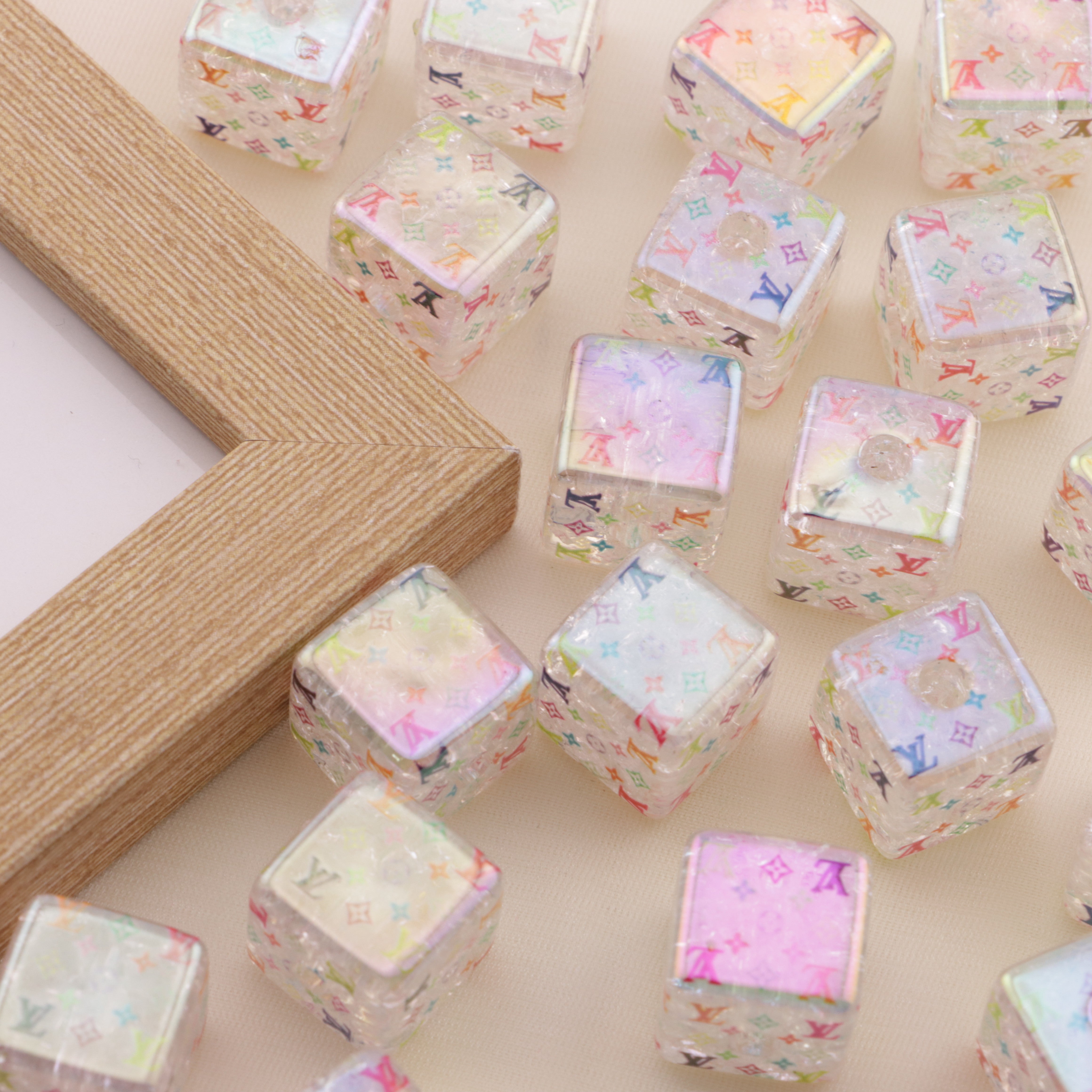FS6349- 14mm Uv Lv Cube Beads Square Beads Zoe's DIY Shop