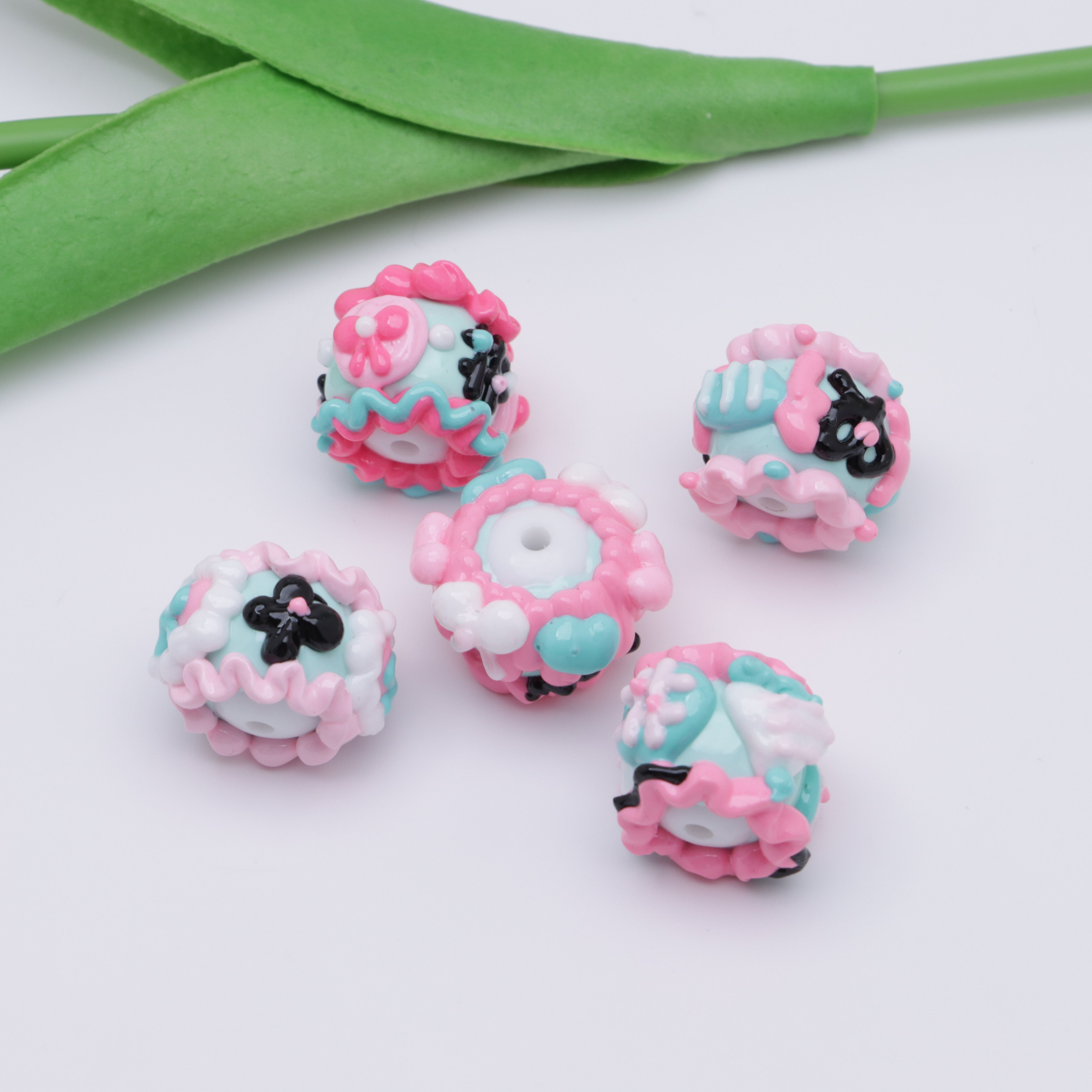 FS4674- Hand - Painted Beads