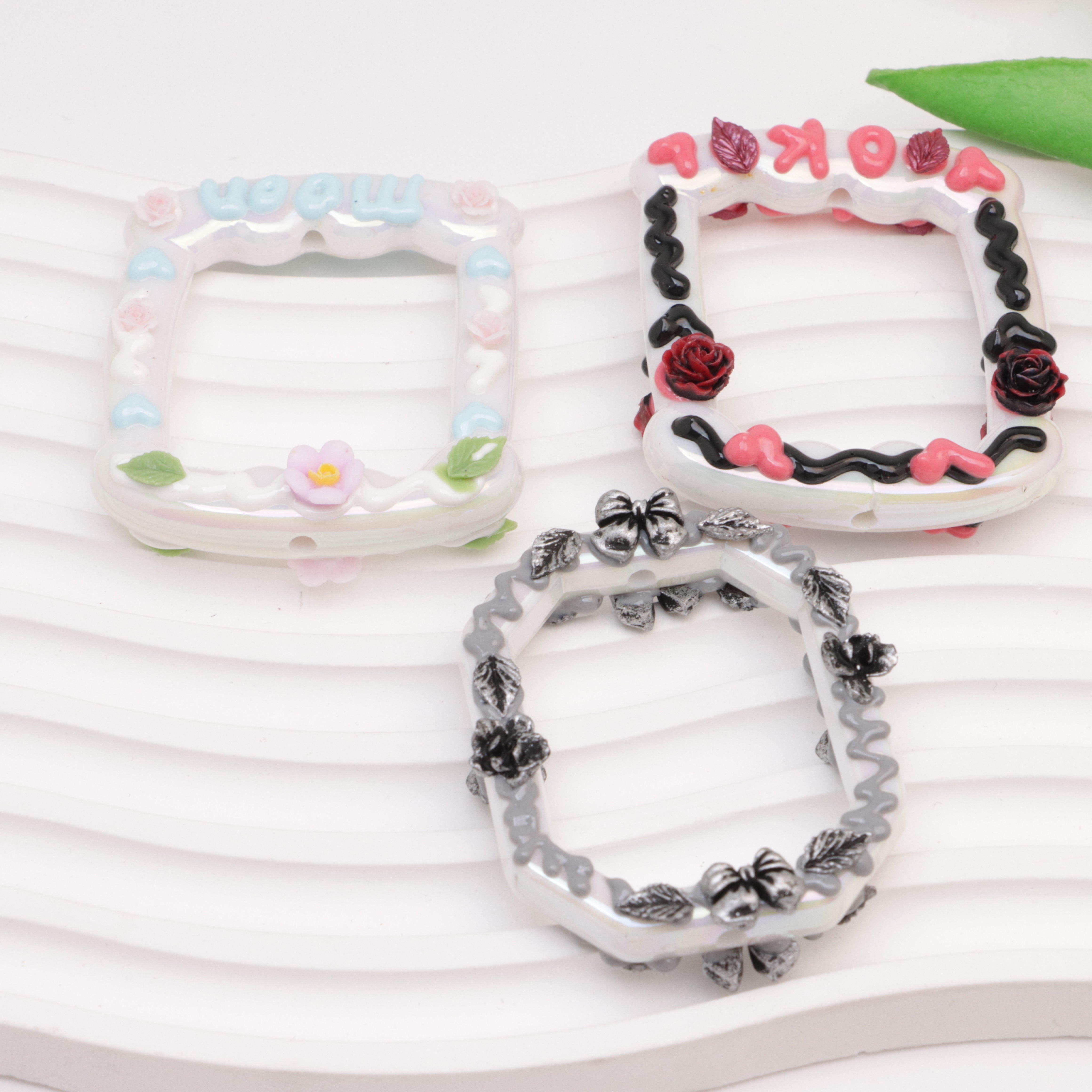 FS3492- Hand - Drawn Frames