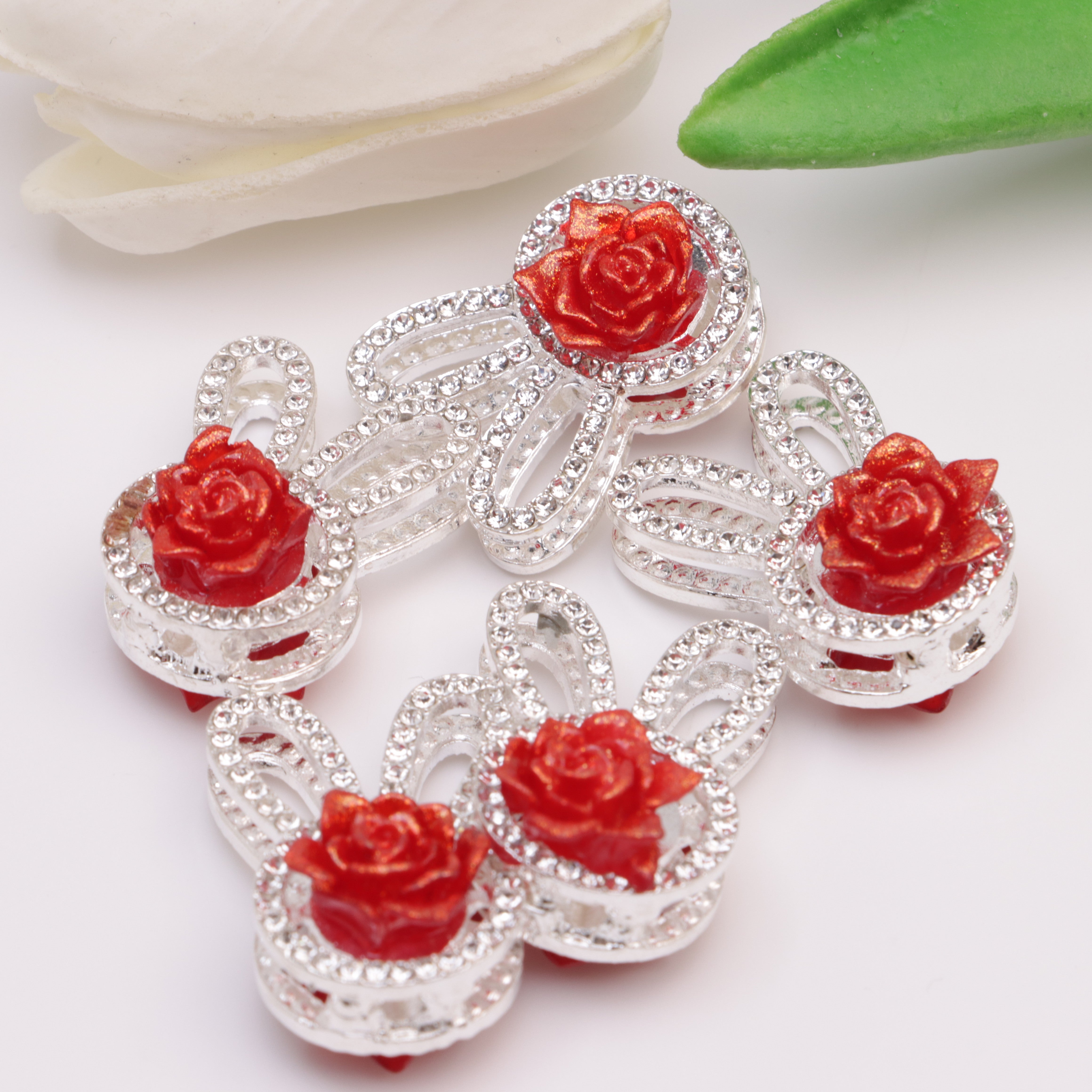 FS4995- 27*20mm Rabbit Beads With Diamond-Embedded Flowers Zoe's DIY Shop