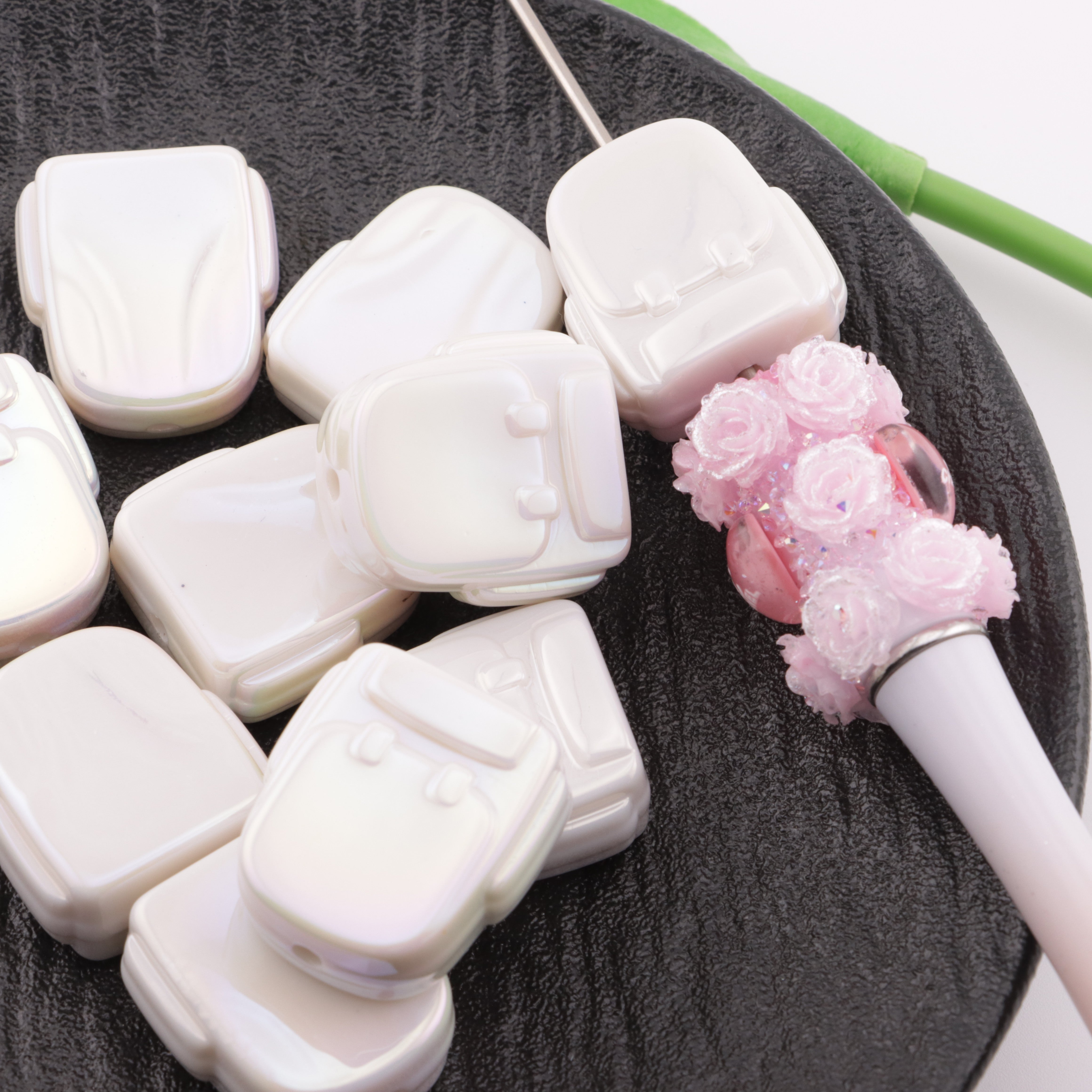 FS4229-26*24mm UV Plated Schoolbag Bottom Beads