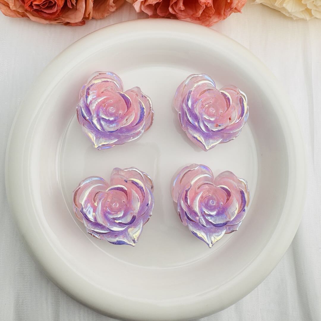 FS10652-About 31×38mm Heart Luminous Flower Resin Charms