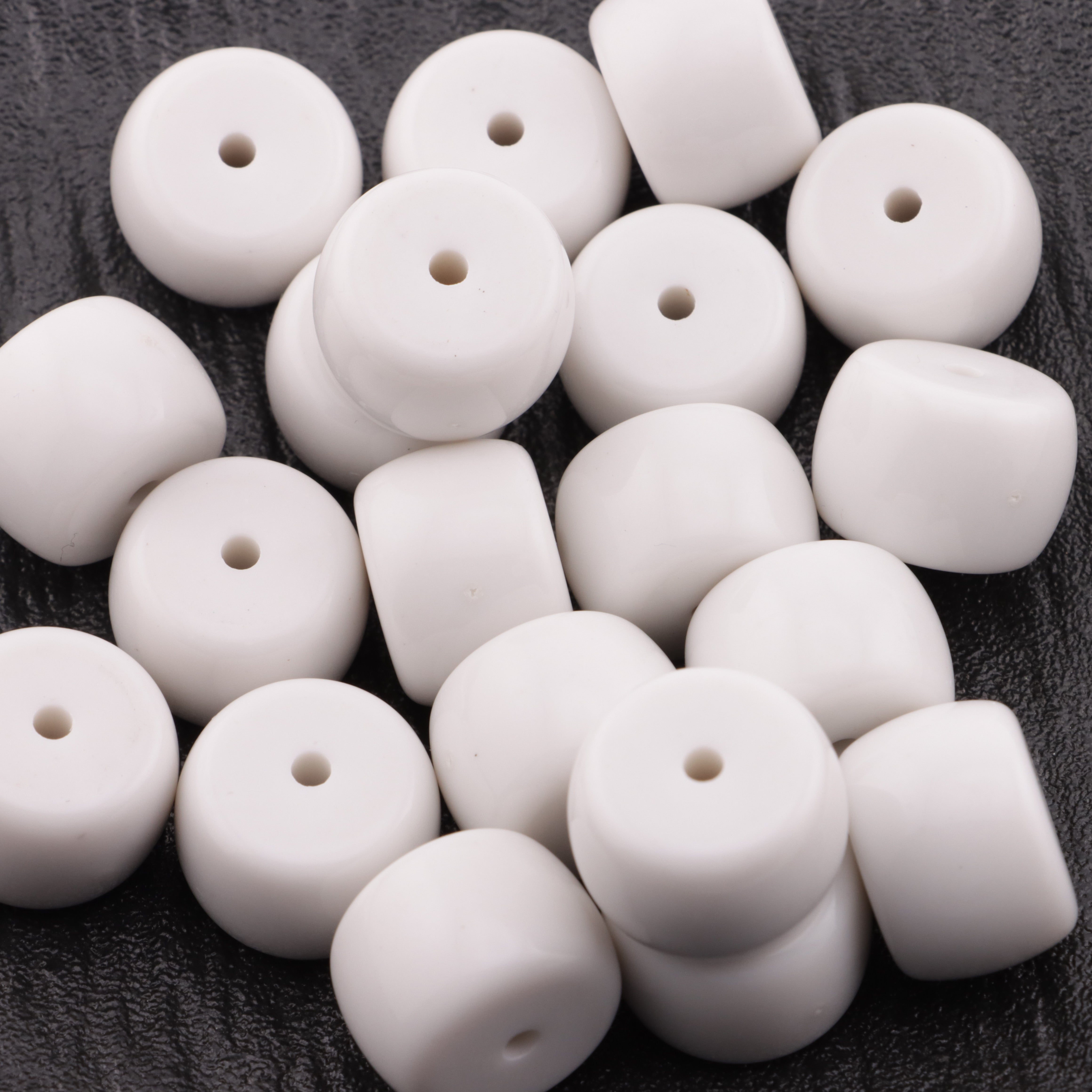 FS5649- 14*19mm Solid Color Dumpling-Shaped Base Beads
