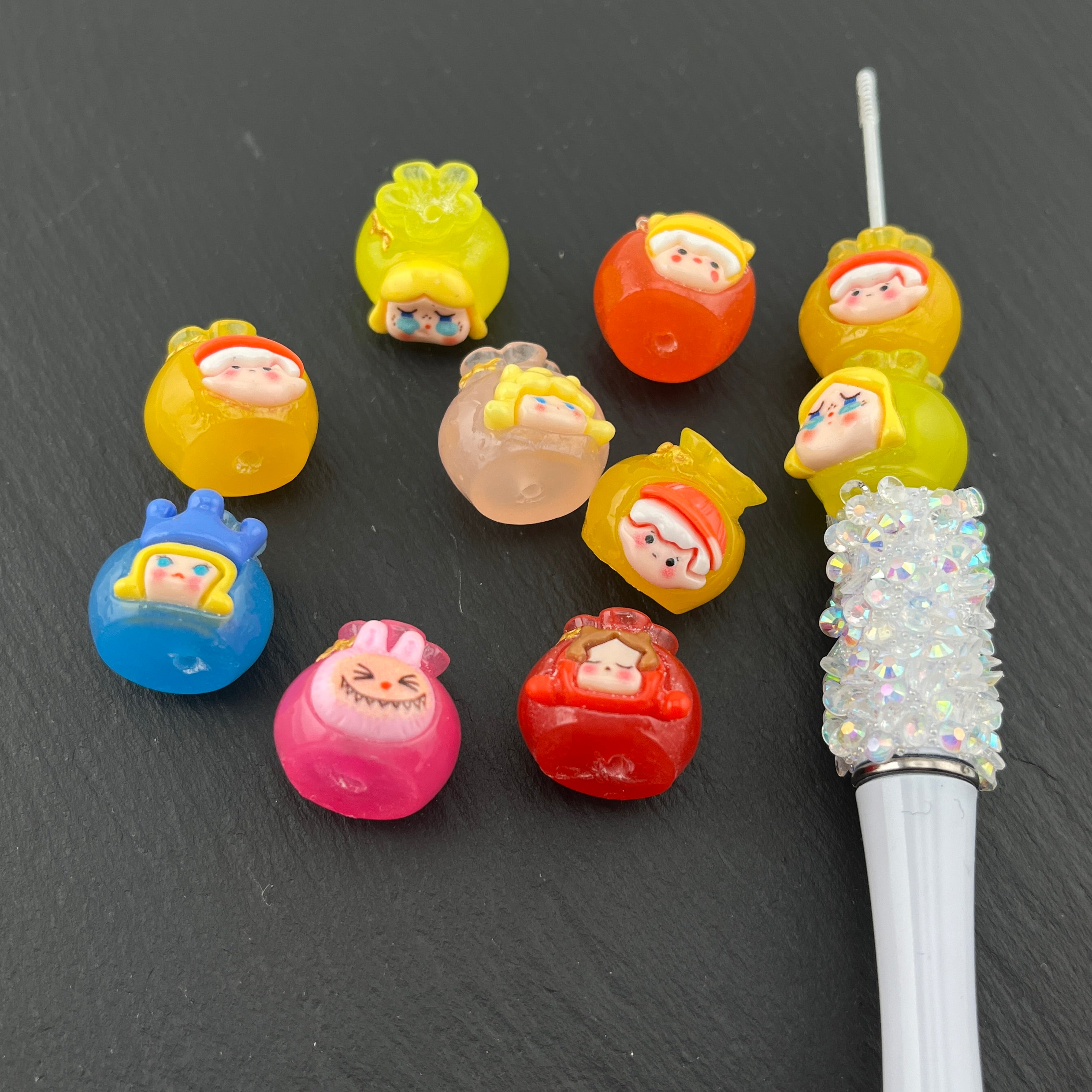 FS1967-Random Mixed Color Glowing PopMart Lucky Money Bag Resin Beads Fit For Beadable Pens