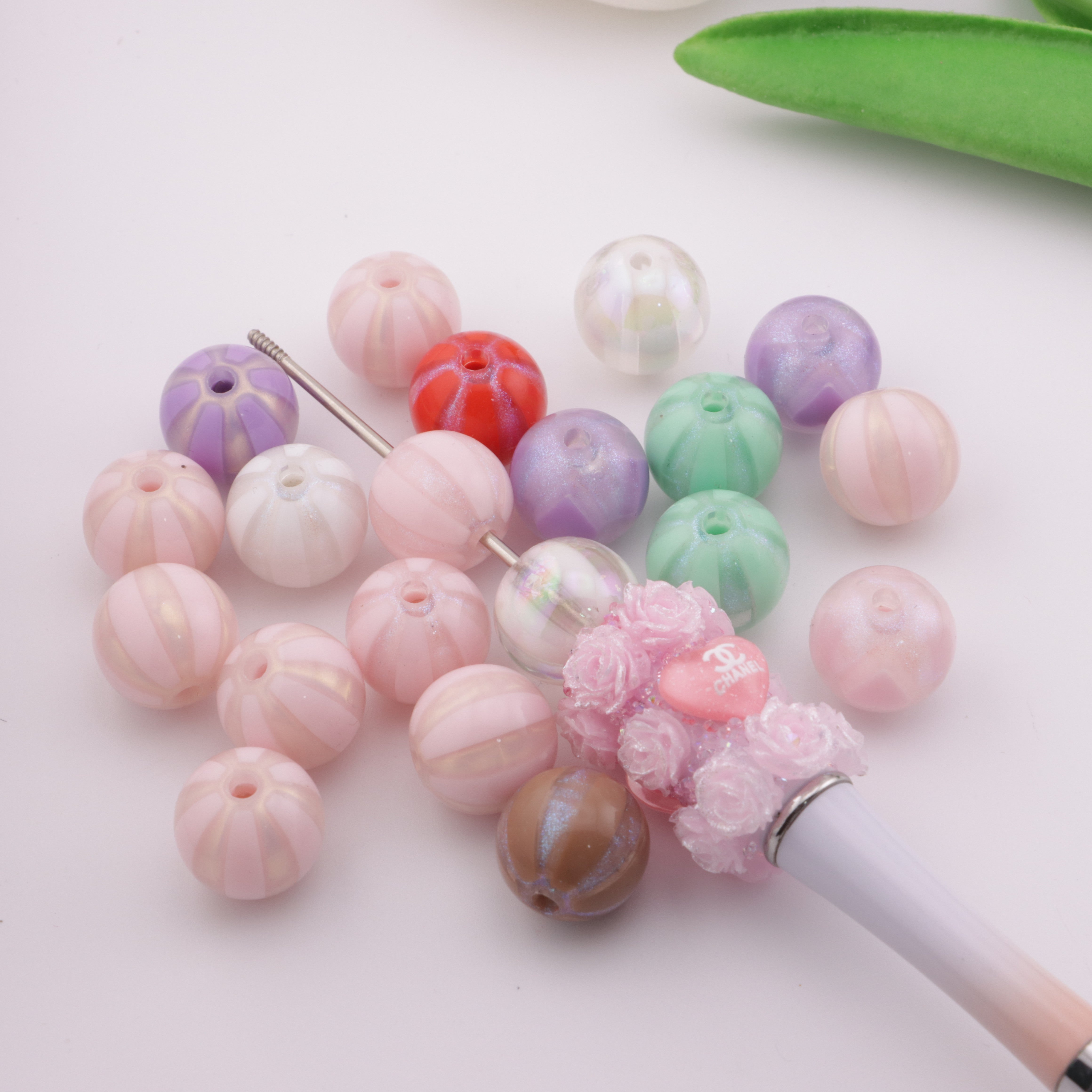 FS1729- 16mm Fine Glitter Pumpkin Beads
