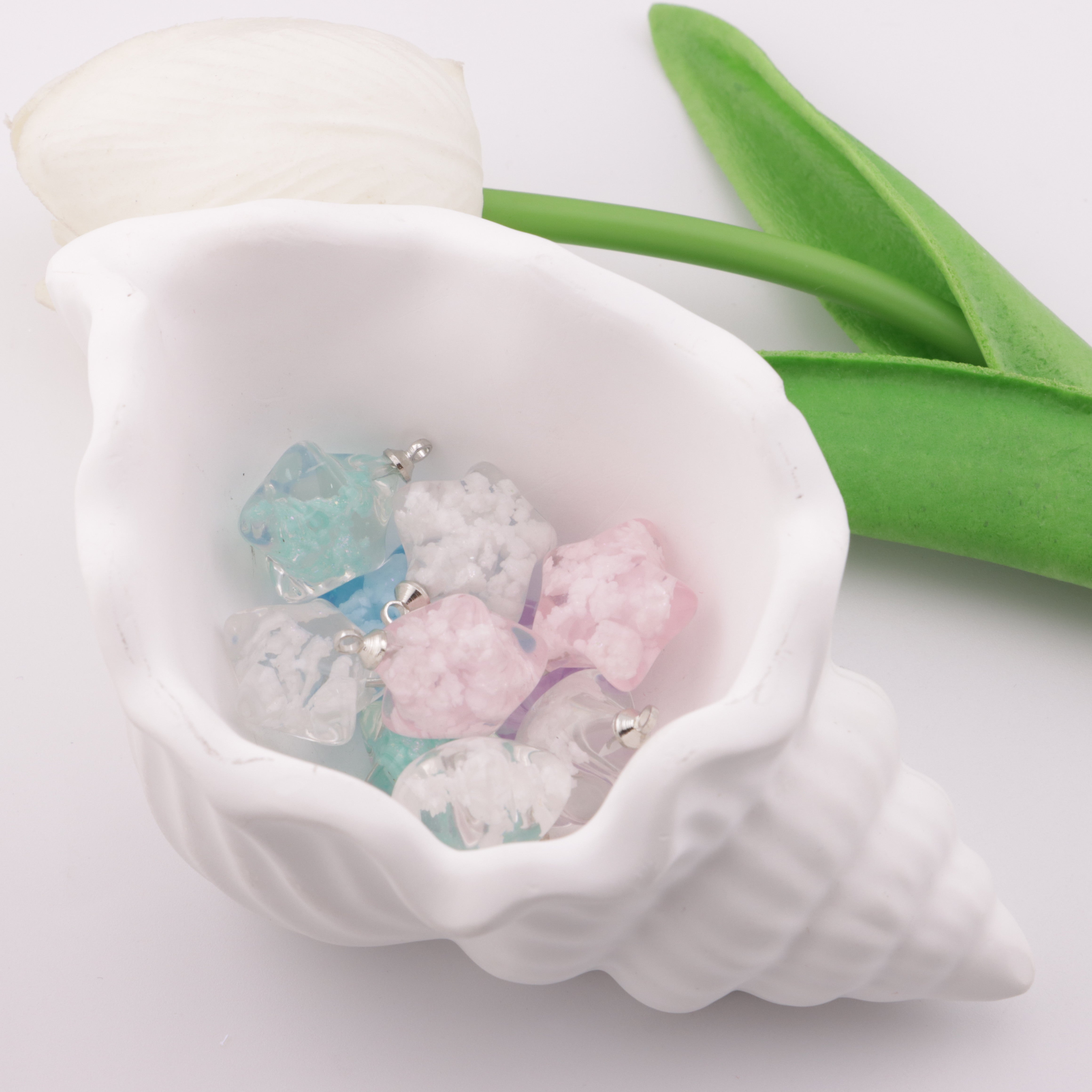 FS3332-16mm Glow-in-the-dark Cloud And Star Pendant