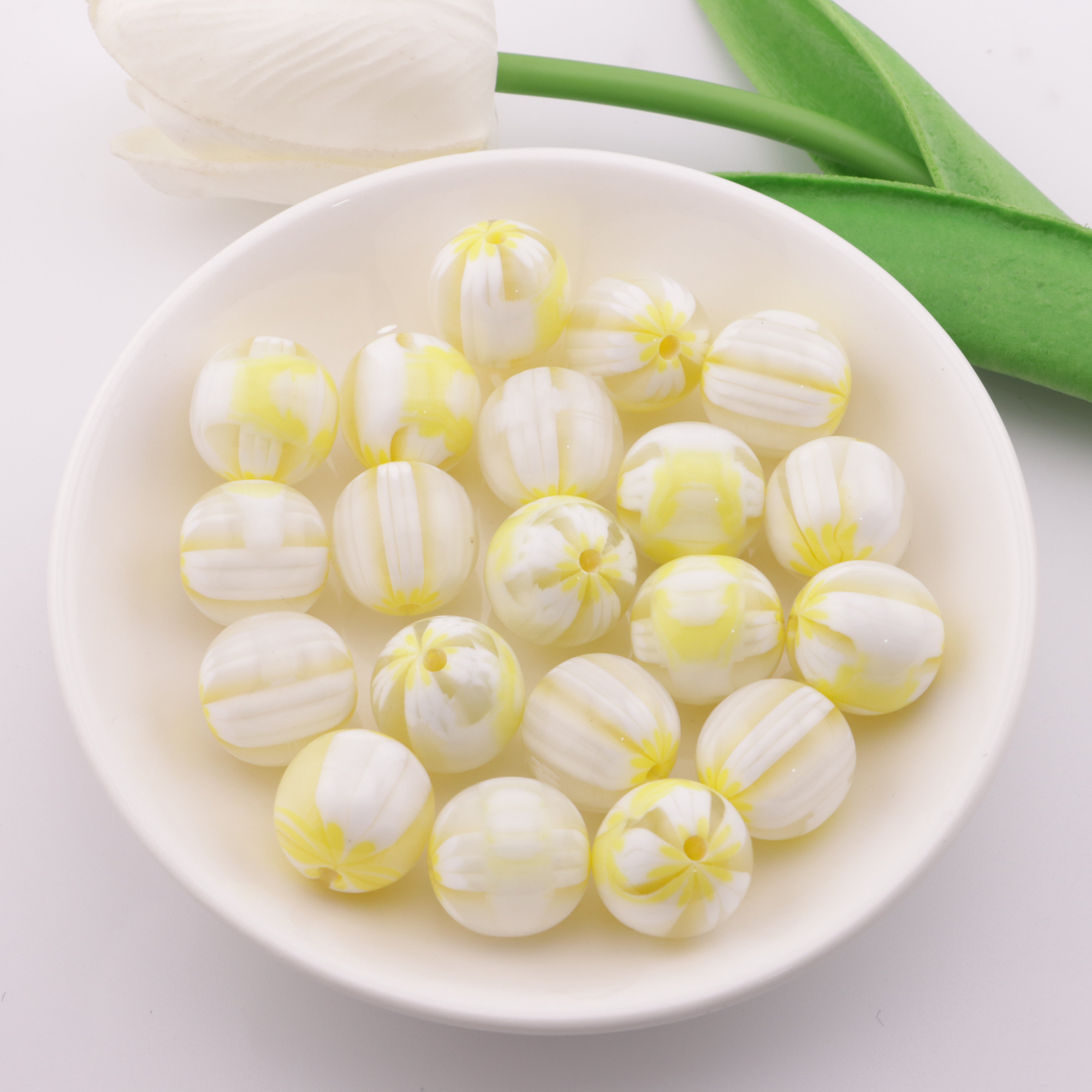 FS2192- 16mm Striped Beads