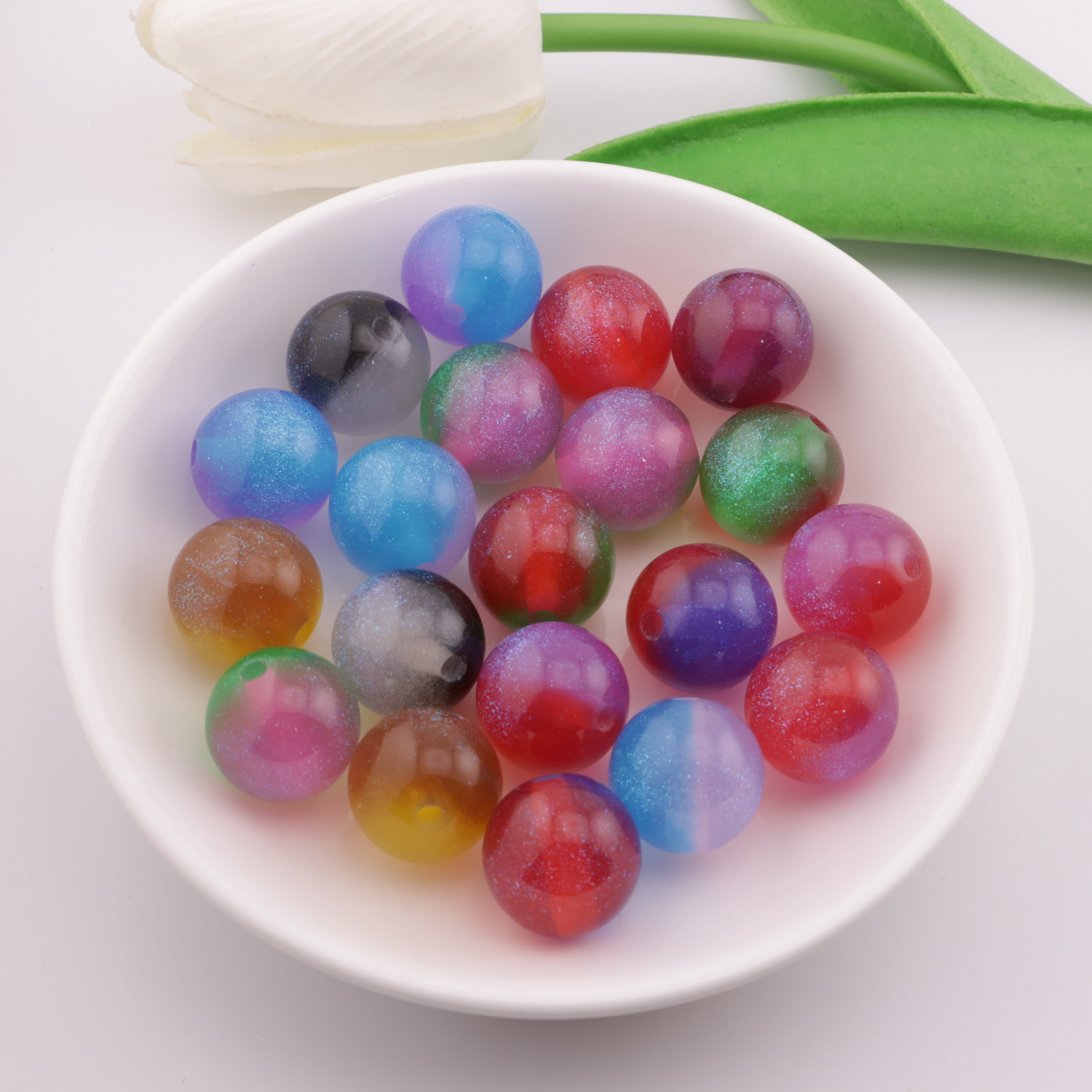 FS3540- 16mm Bicolor Gradient Glow-in-The-Dark Resin Beads