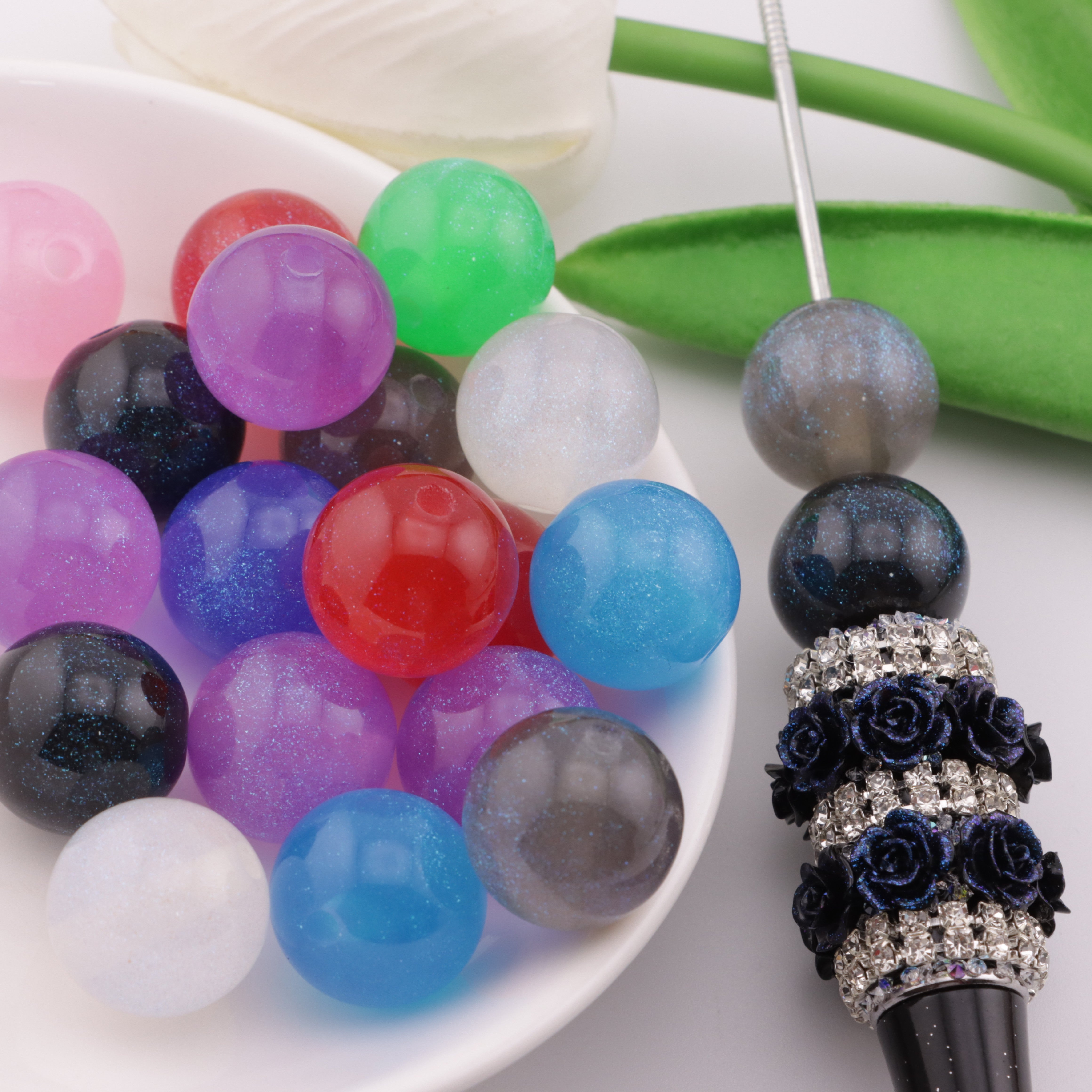 FS3541- 16mm Fine Glitter Luminescent Resin Beads