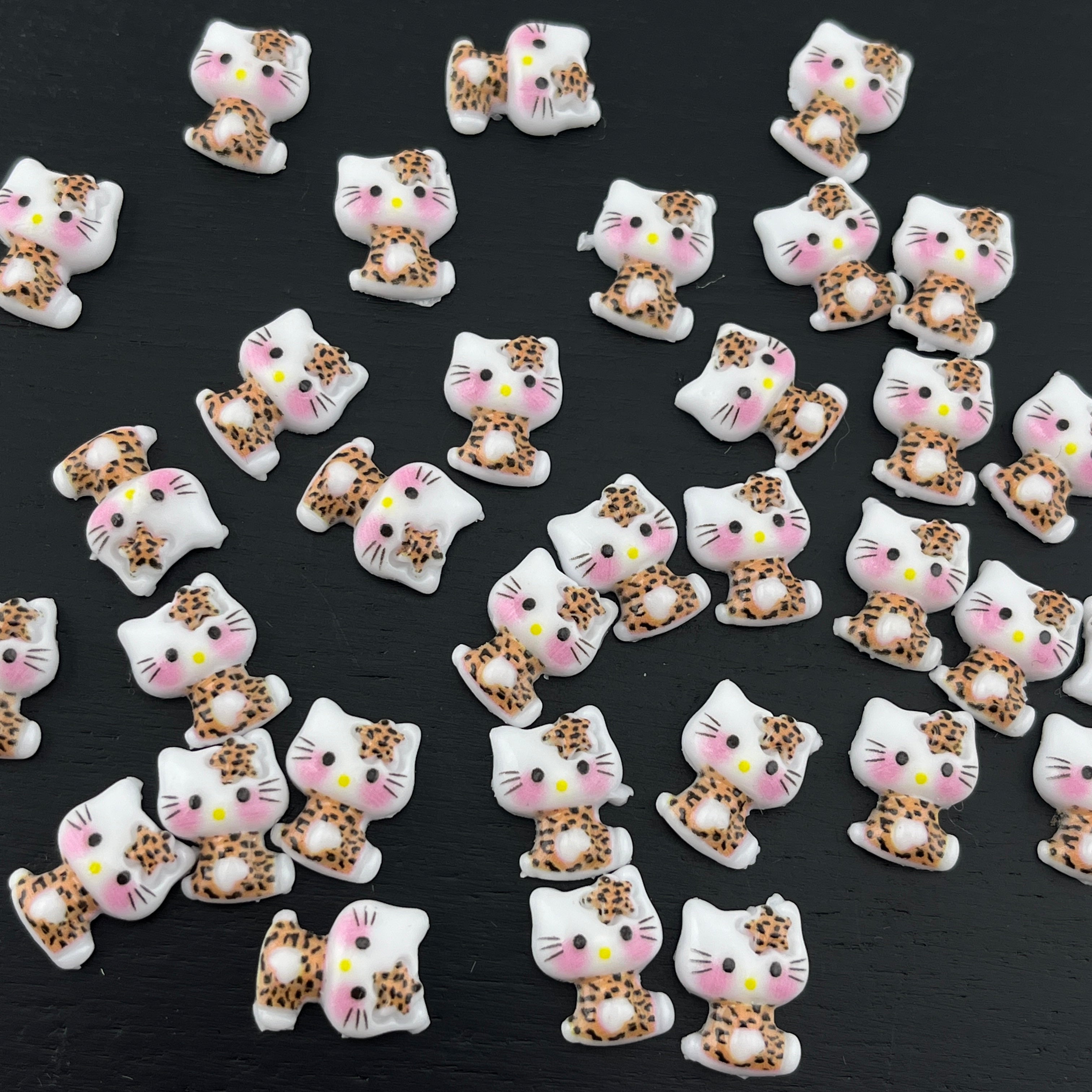 FS0079- 100PCS 12MM HK leopard print Nails charms