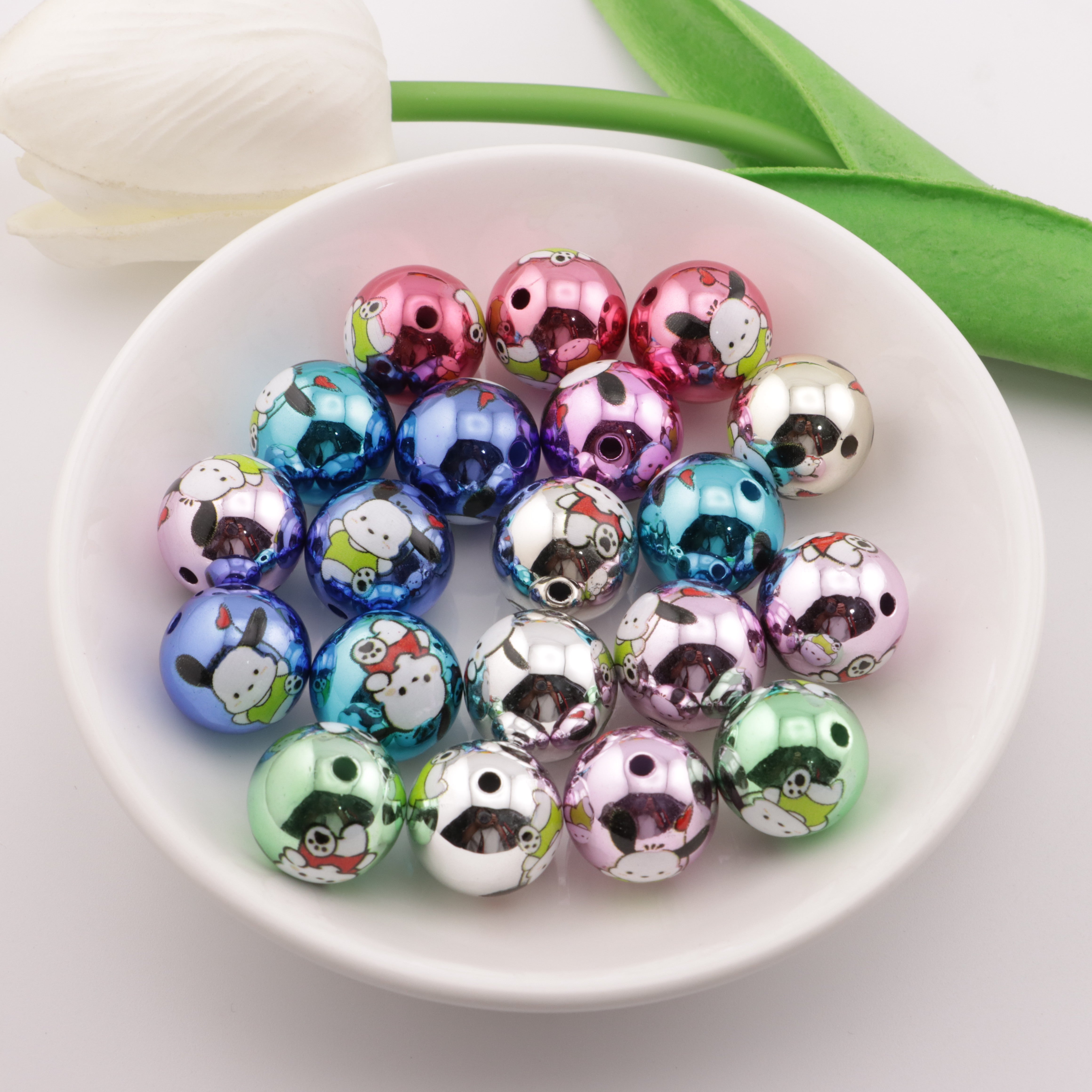 FS2257- 16mm Pochacco Christmas Beads