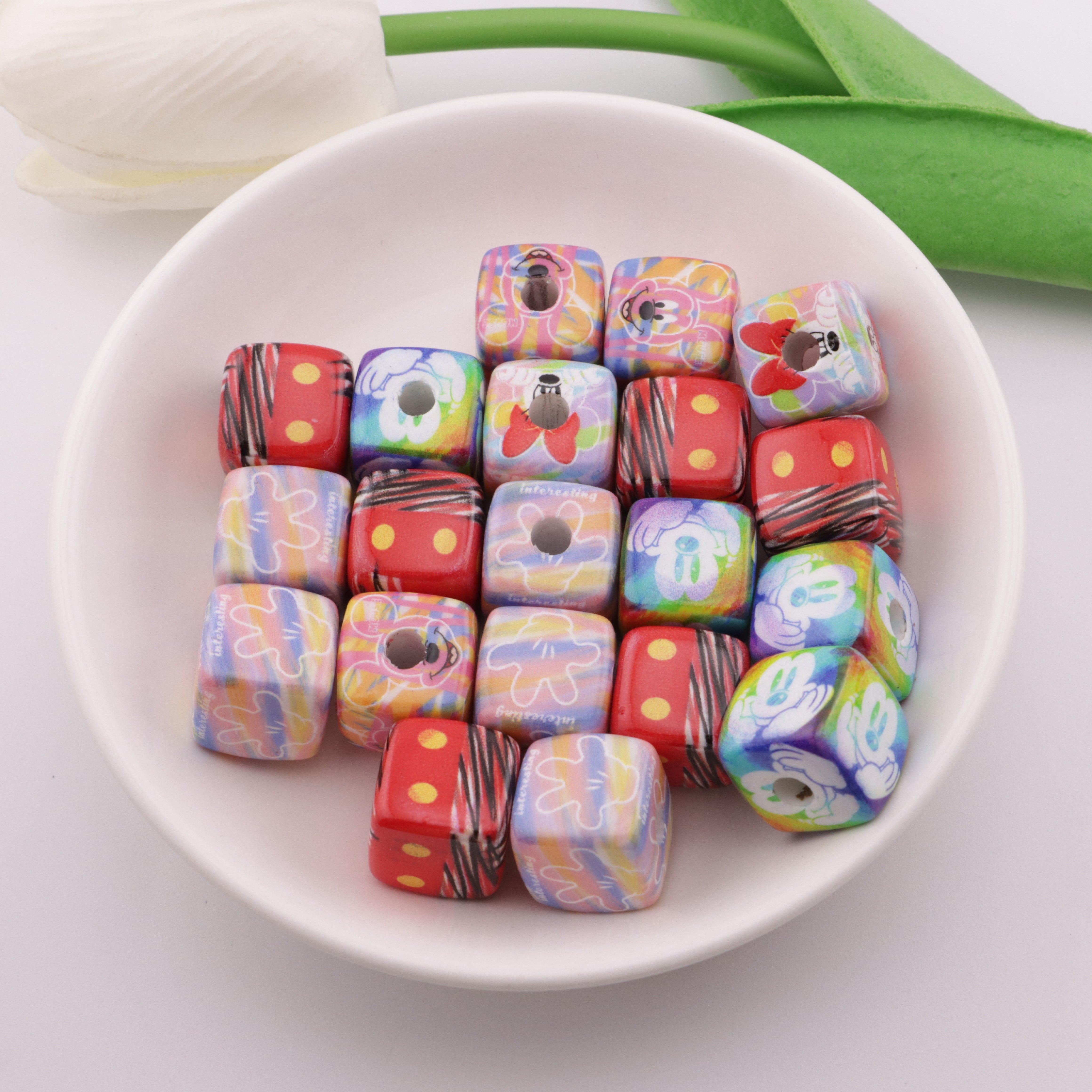 FS4955- 15mm Mickey Square Beads