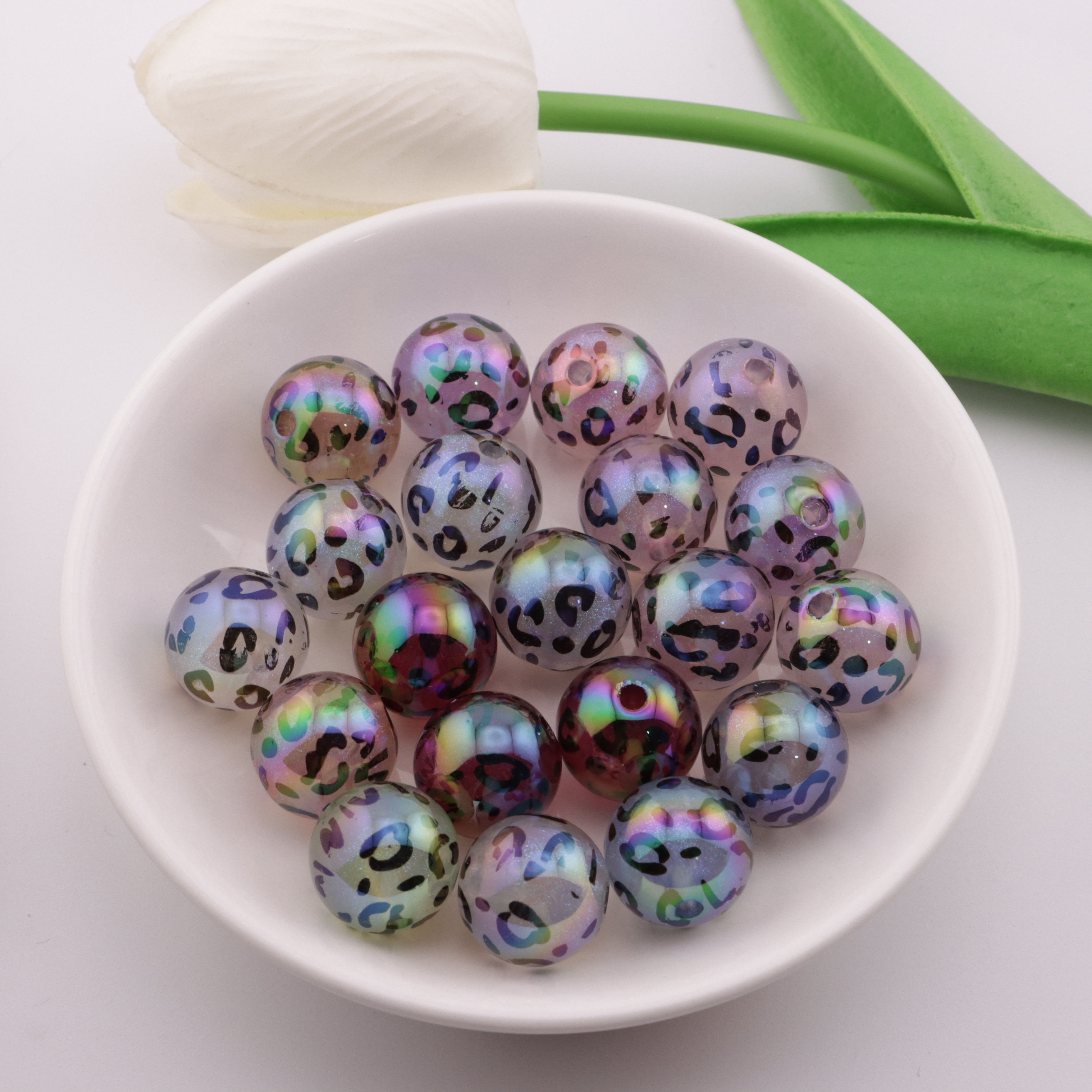 FS4299- 16mm Leopard Print Beads Luminous Glow