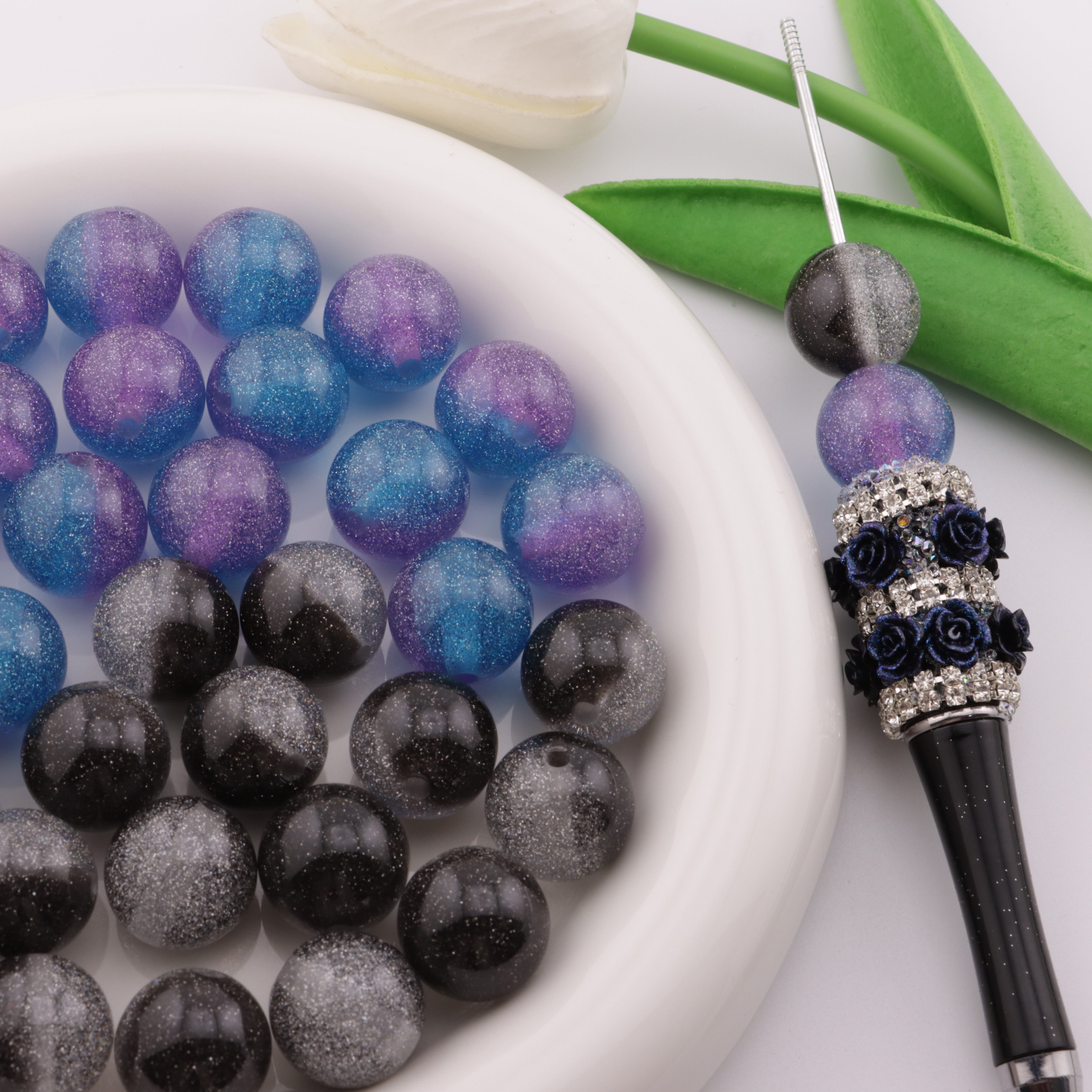 FS3544- 16mm Gradient Flashing Resin Beads