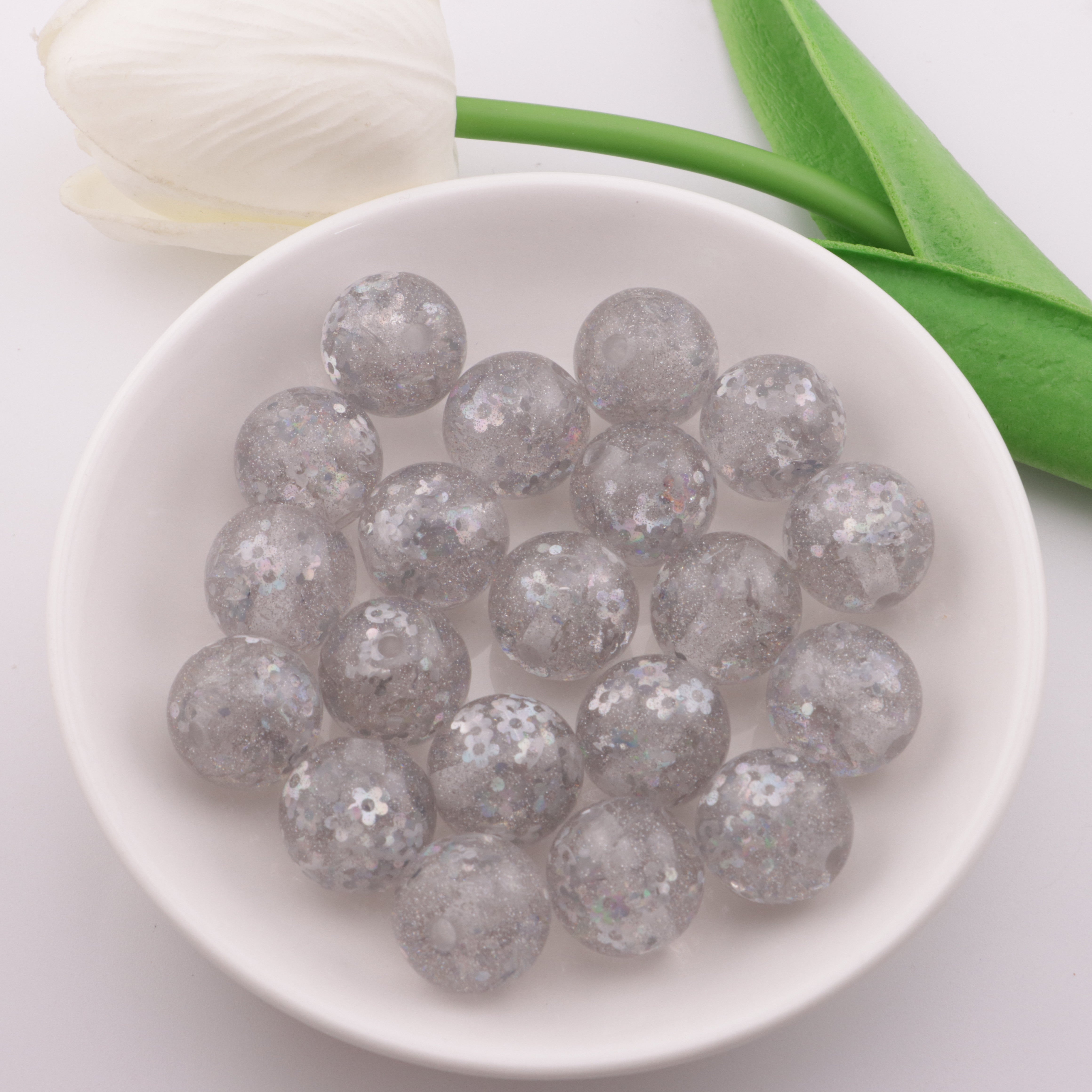 FS3543- 16mm Fine Glitter Flower Shimmer Resin Beads
