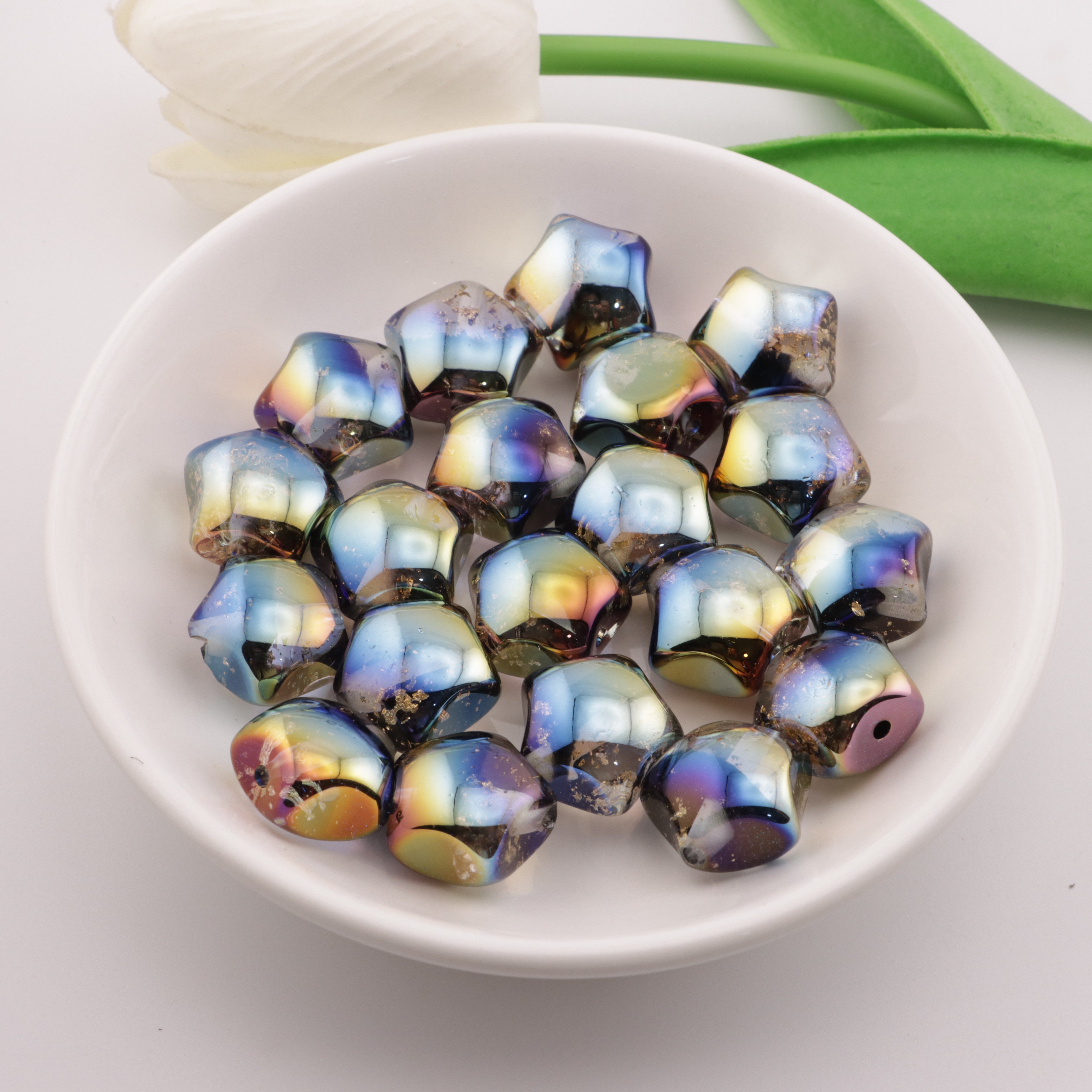 FS3709- 18mm×18mm Gold Foil Resin Beads In The Shape Of Five - Pointed Stars