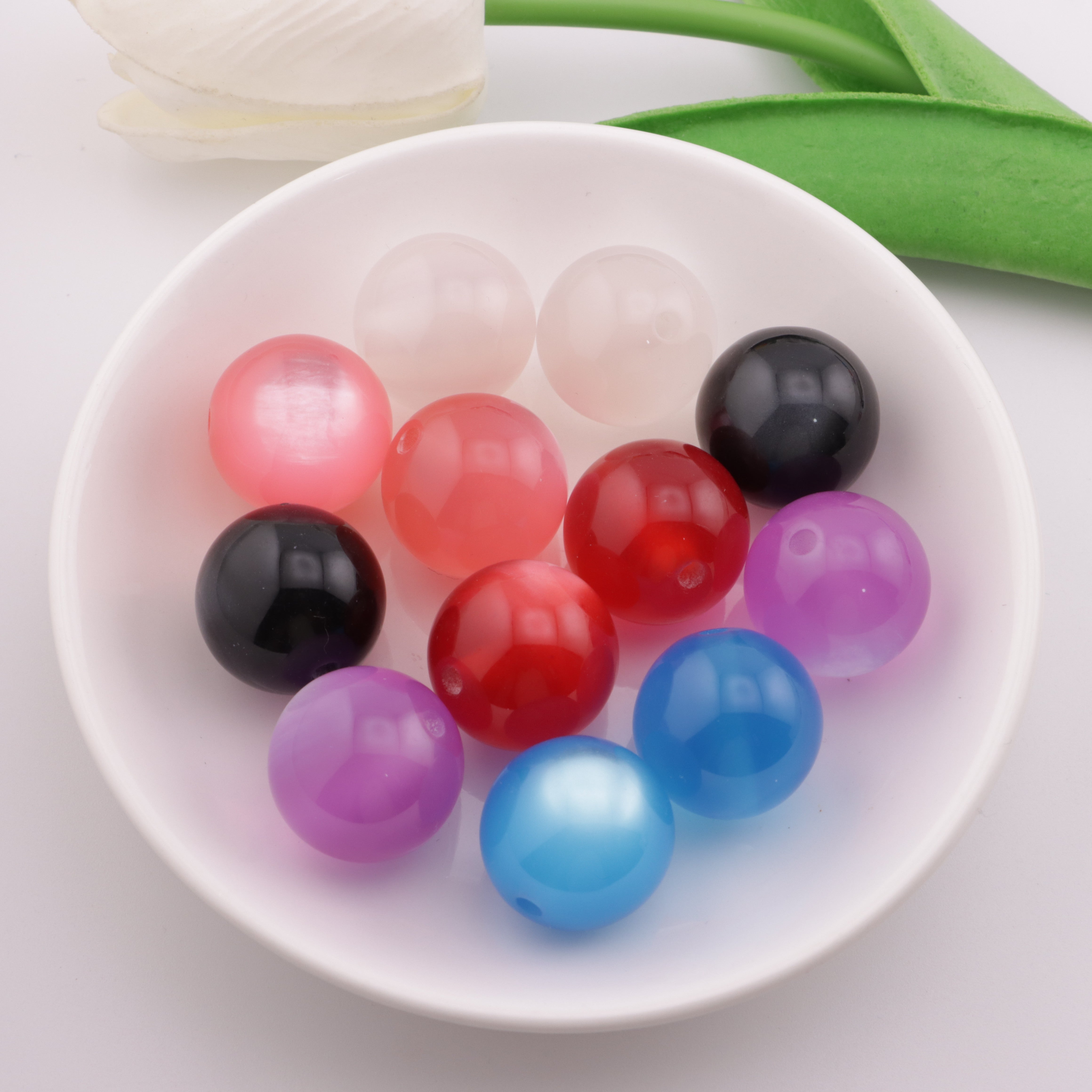 FS3536- 20mm Cat's Eye Resin Beads