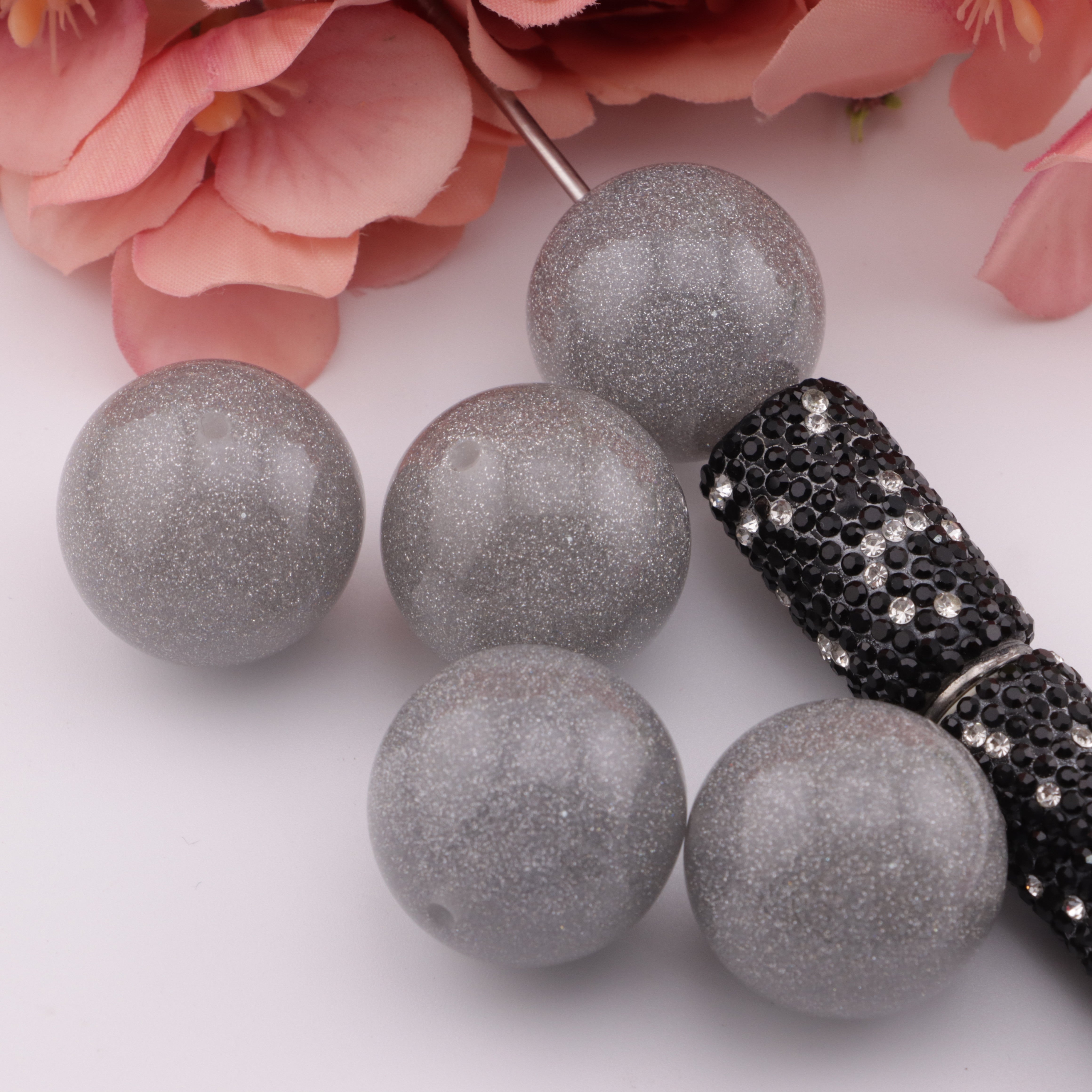 FS3548- 25mm Flashing Resin Beads