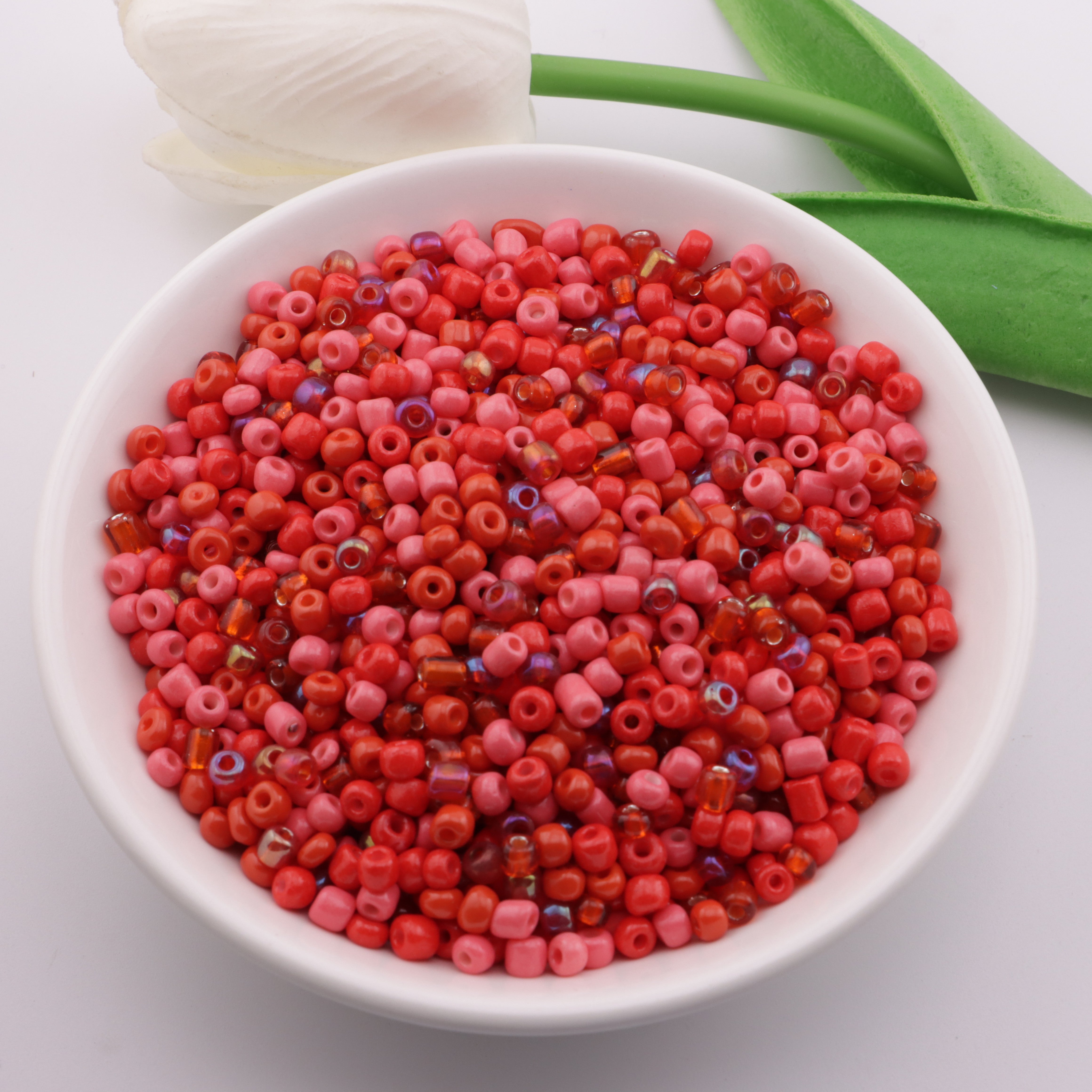 FS3054- 4mm Glass Rice Beads