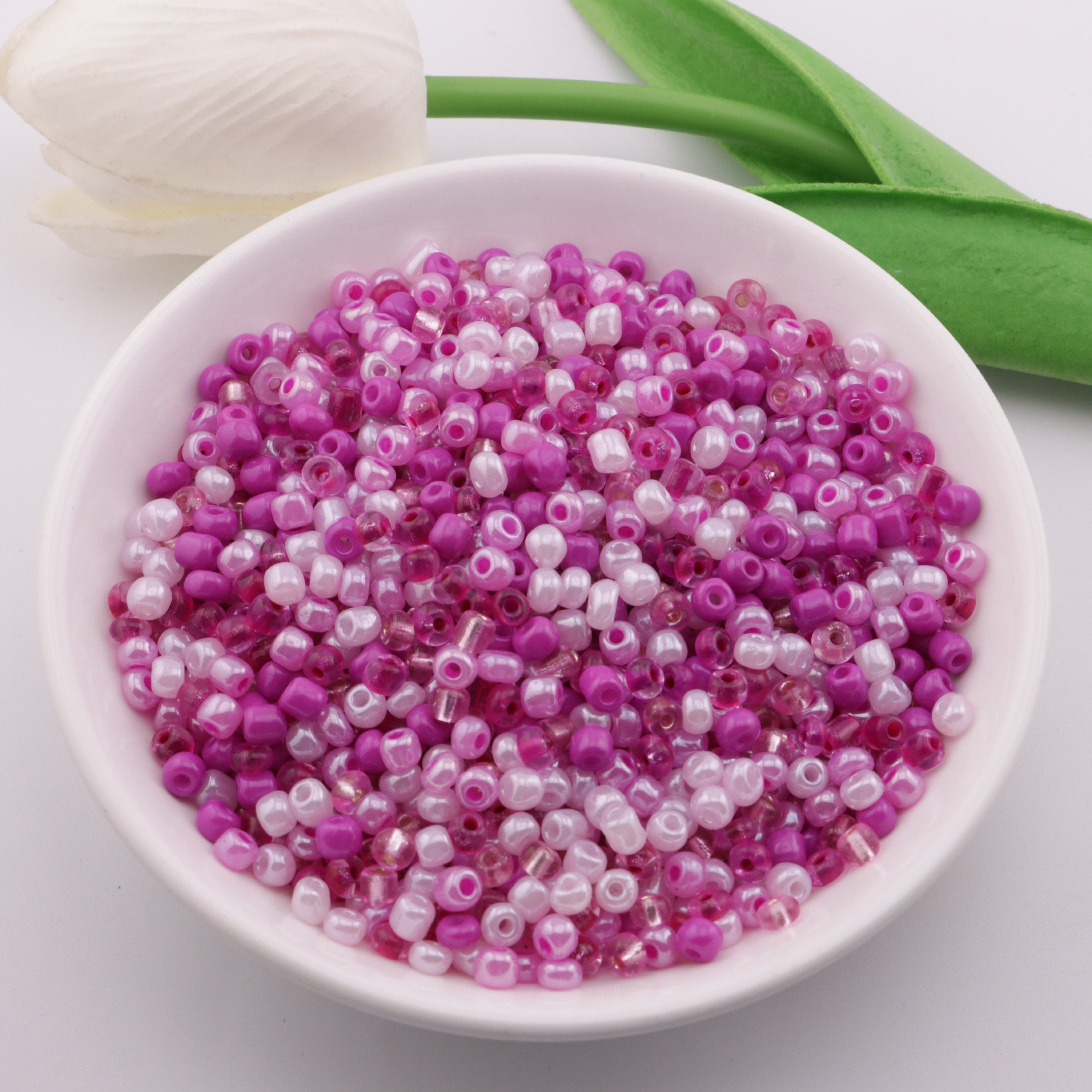 FS3054- 4mm Glass Rice Beads