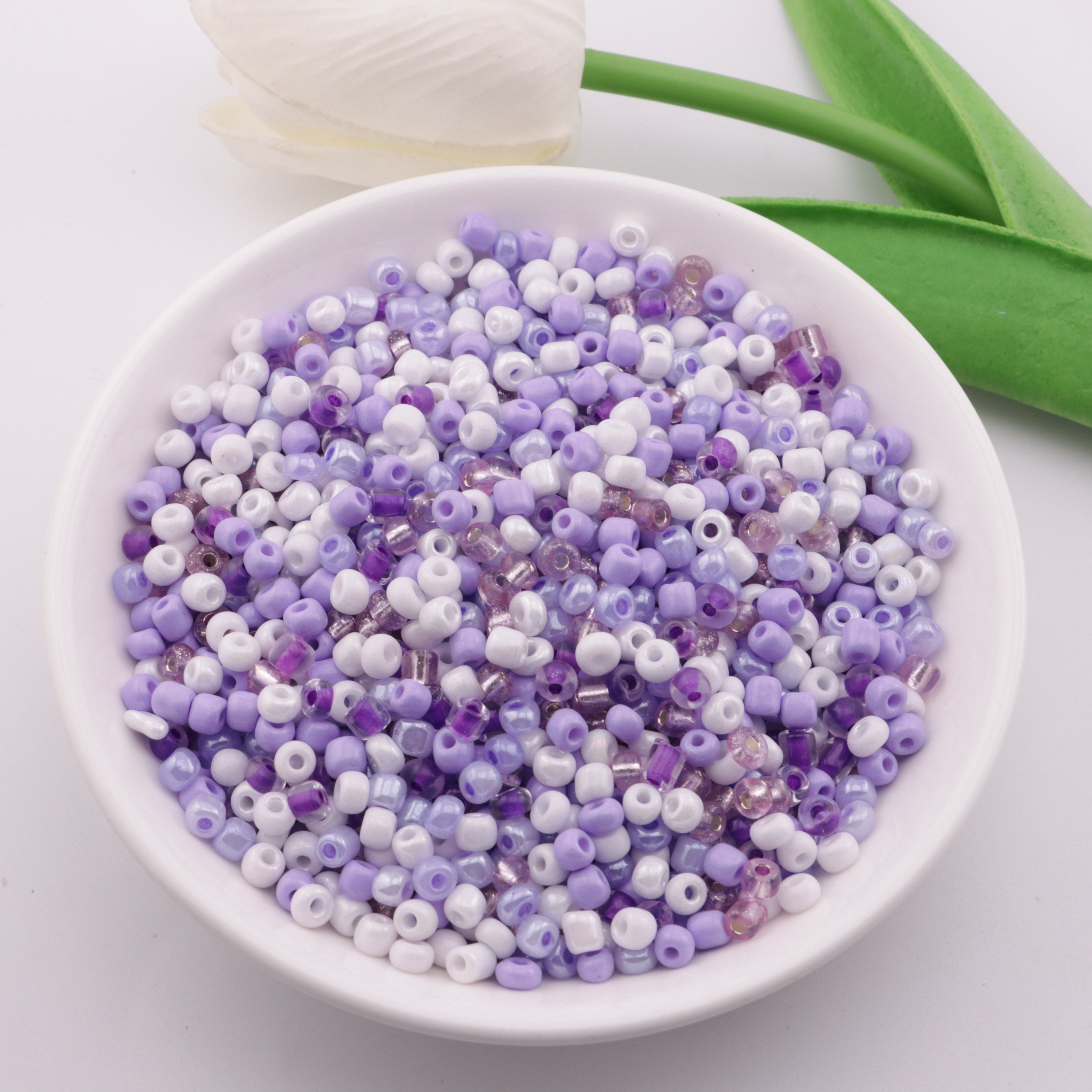 FS3054- 4mm Glass Rice Beads